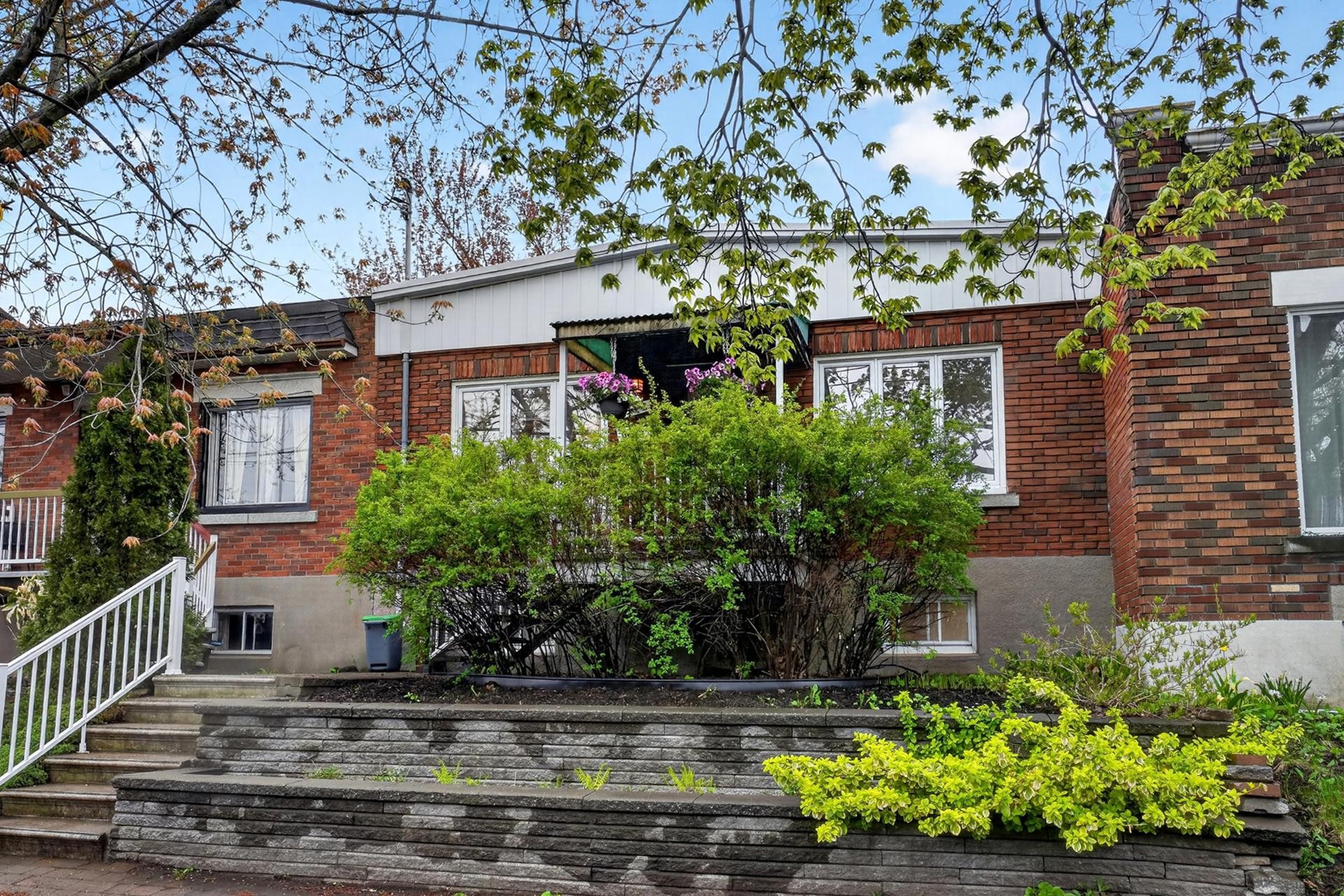 









3032


Rue Pierre-Tétreault

,
Montréal (Mercier/Hochelaga-Maisonneuve),




QC
H1L4Z8

