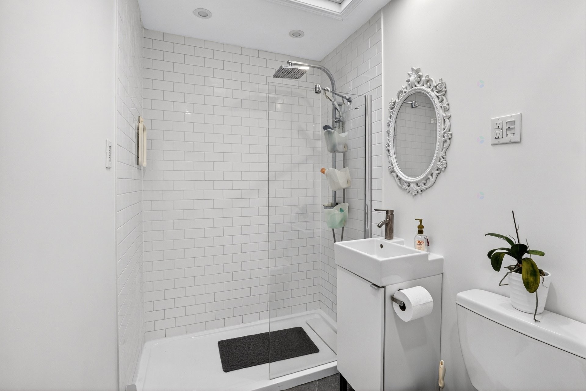 









3032


Rue Pierre-Tétreault

,
Montréal (Mercier/Hochelaga-Maisonneuve),




QC
H1L4Z8

