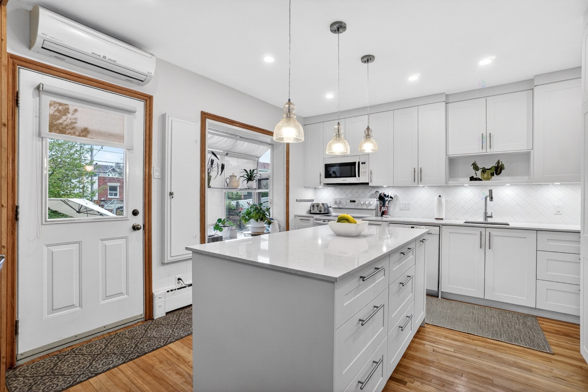 









3032


Rue Pierre-Tétreault

,
Montréal (Mercier/Hochelaga-Maisonneuve),




QC
H1L4Z8

