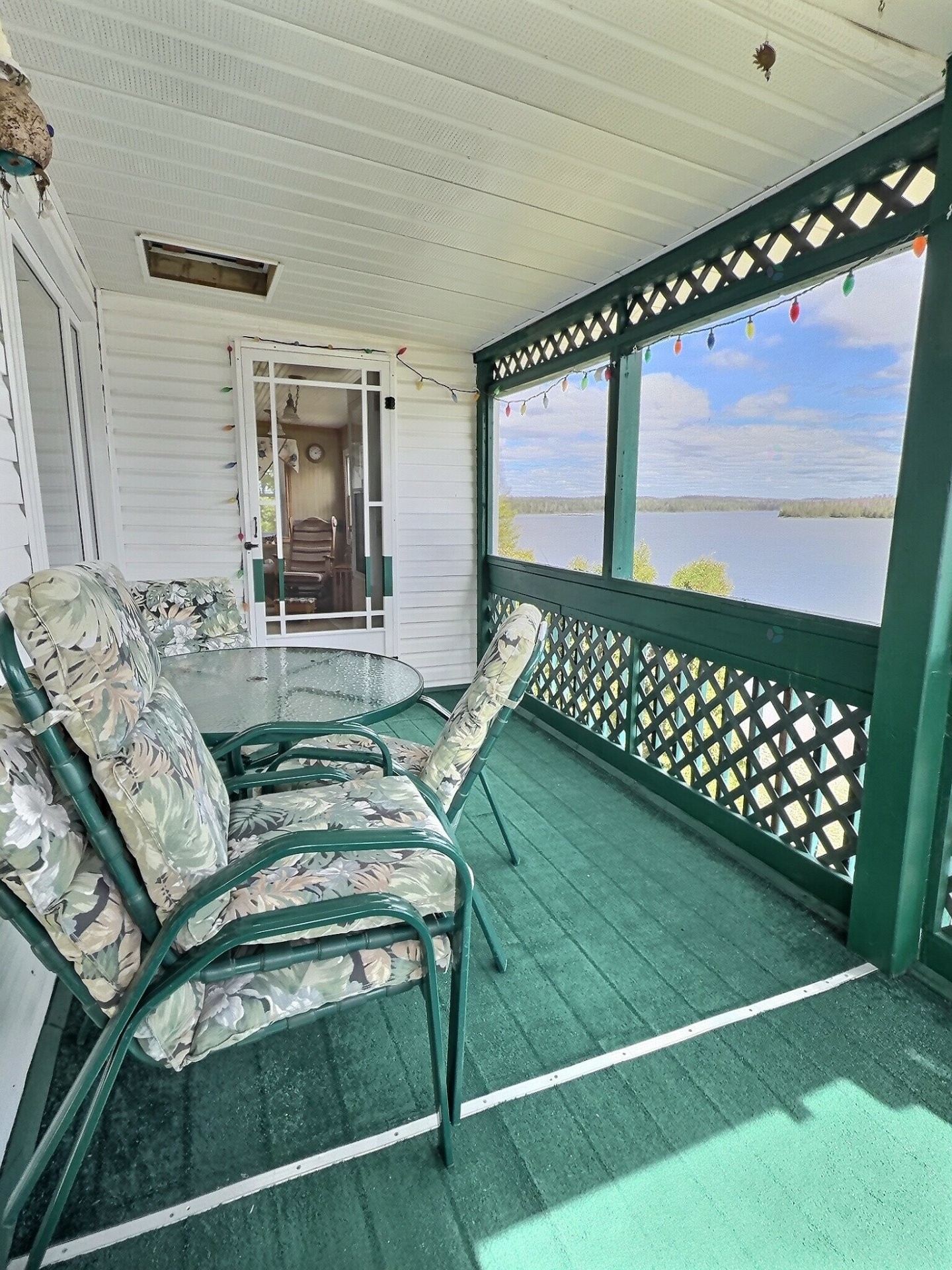 









624


Ch. du Lac-Cameron

,
Saint-Eugène-de-Guigues,




QC
J0Z3B0

