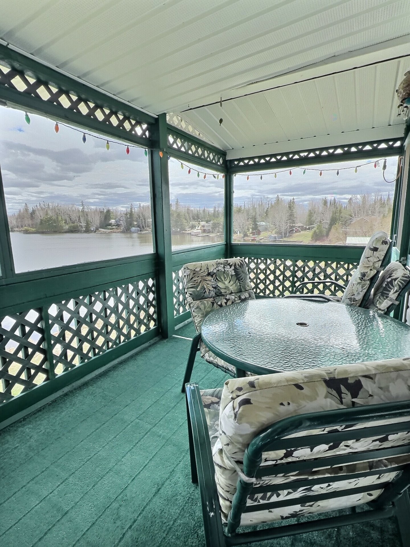 









624


Ch. du Lac-Cameron

,
Saint-Eugène-de-Guigues,




QC
J0Z3B0

