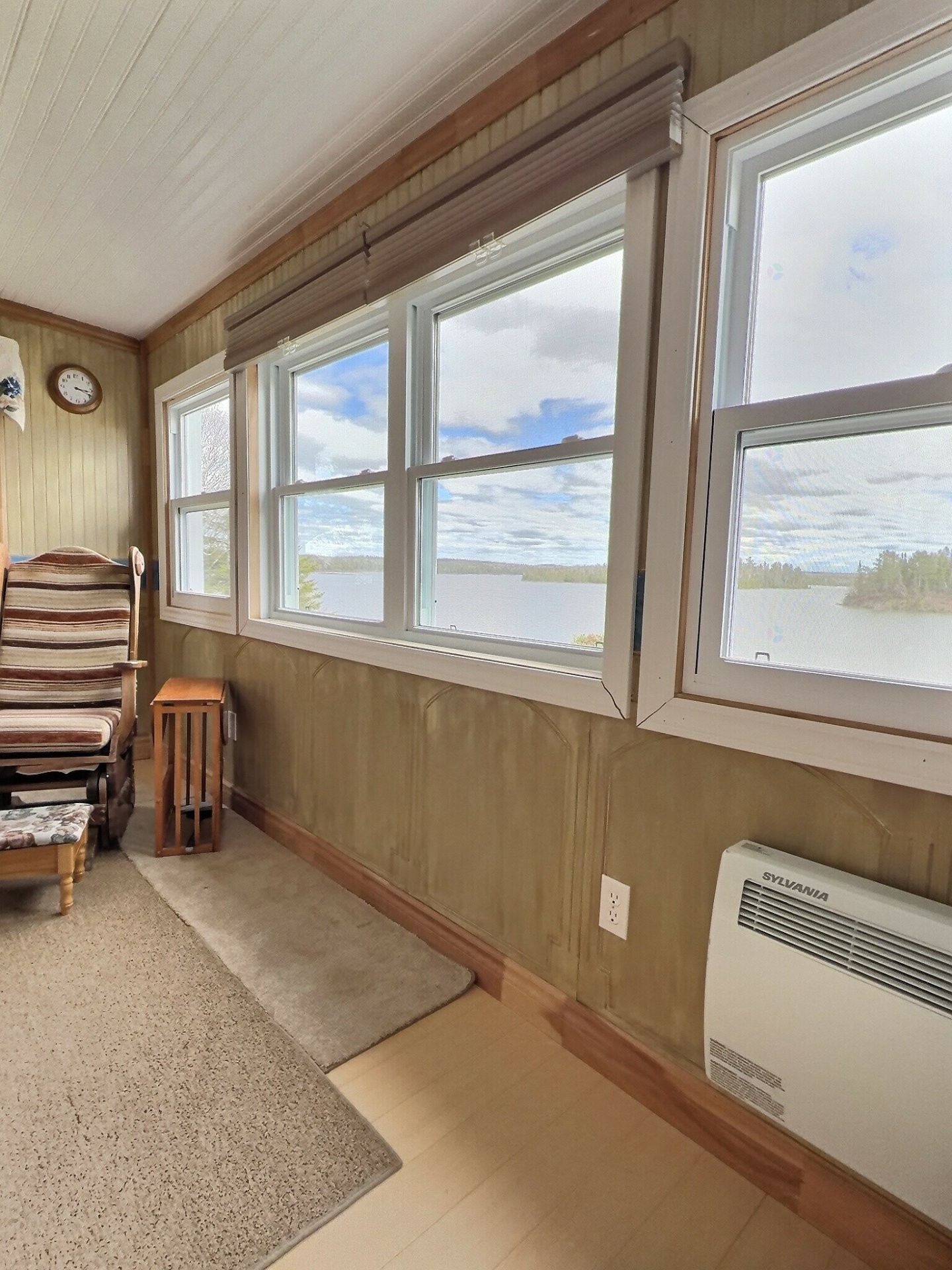 









624


Ch. du Lac-Cameron

,
Saint-Eugène-de-Guigues,




QC
J0Z3B0

