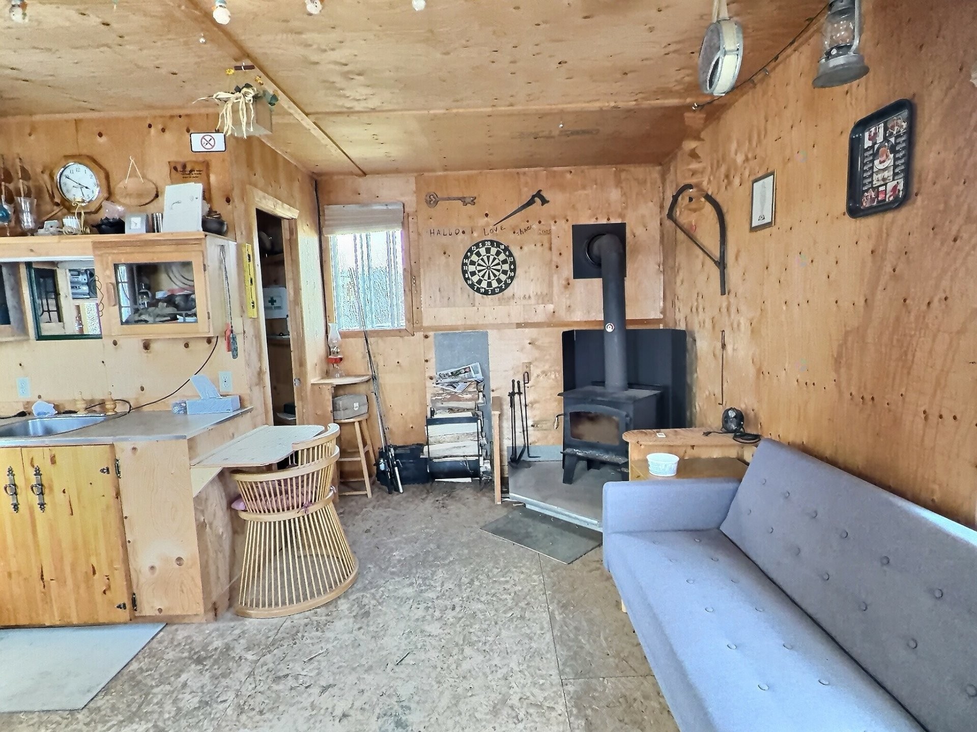 









624


Ch. du Lac-Cameron

,
Saint-Eugène-de-Guigues,




QC
J0Z3B0


