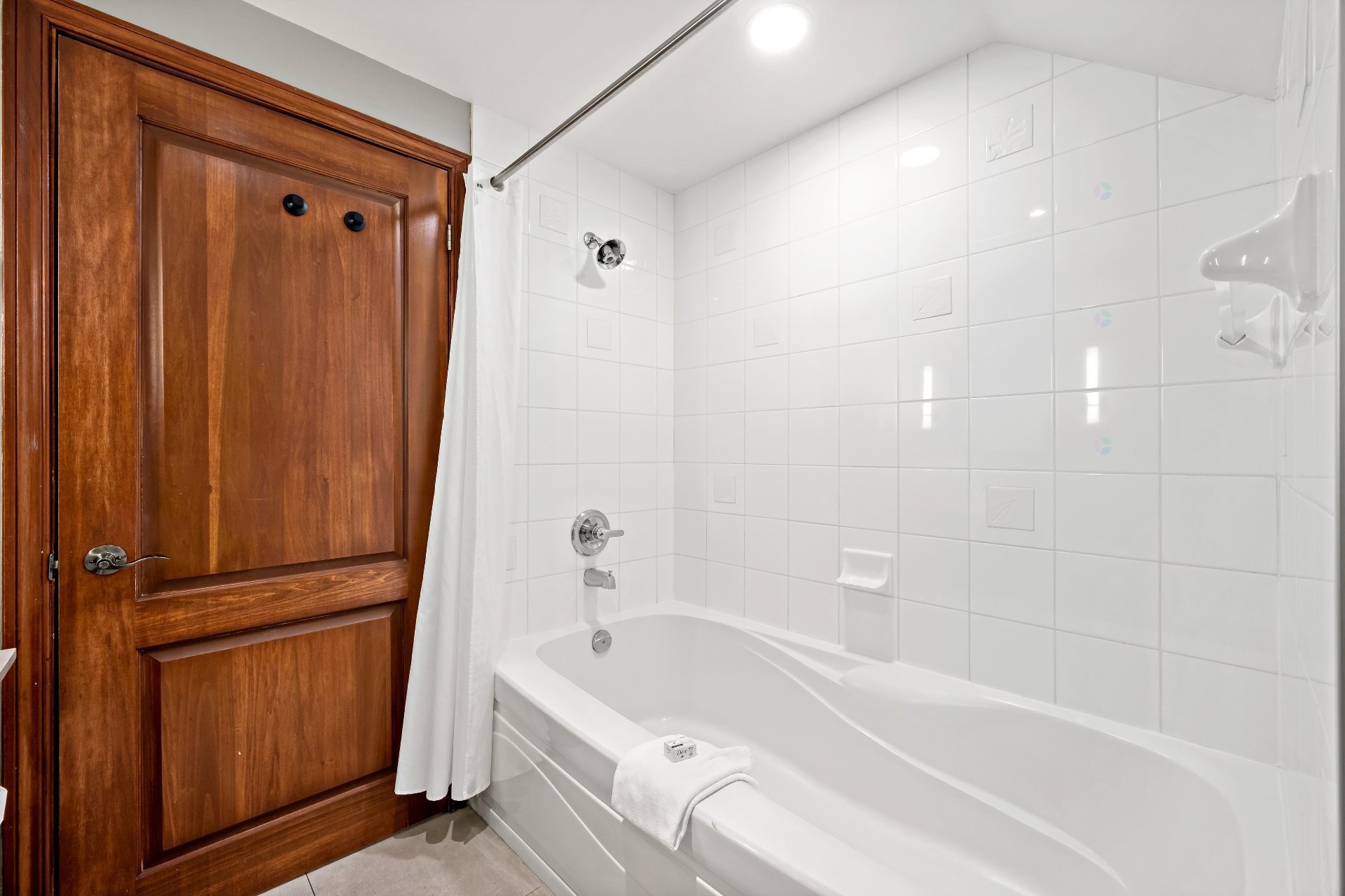









150


Ch. au Pied-de-la-Montagne

, 314-D,
Mont-Tremblant,




QC
J8E3M2

