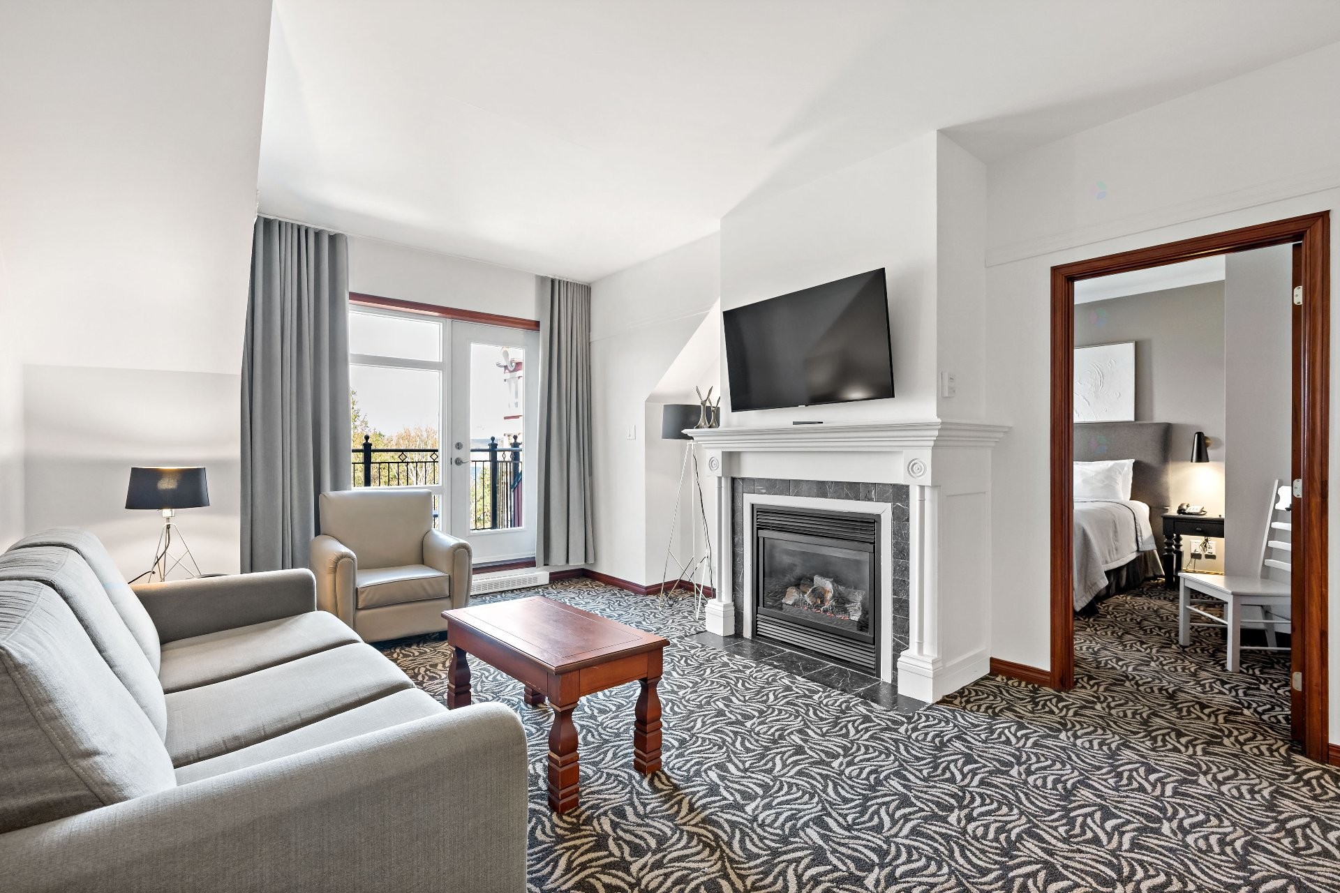 









150


Ch. au Pied-de-la-Montagne

, 314-D,
Mont-Tremblant,




QC
J8E3M2

