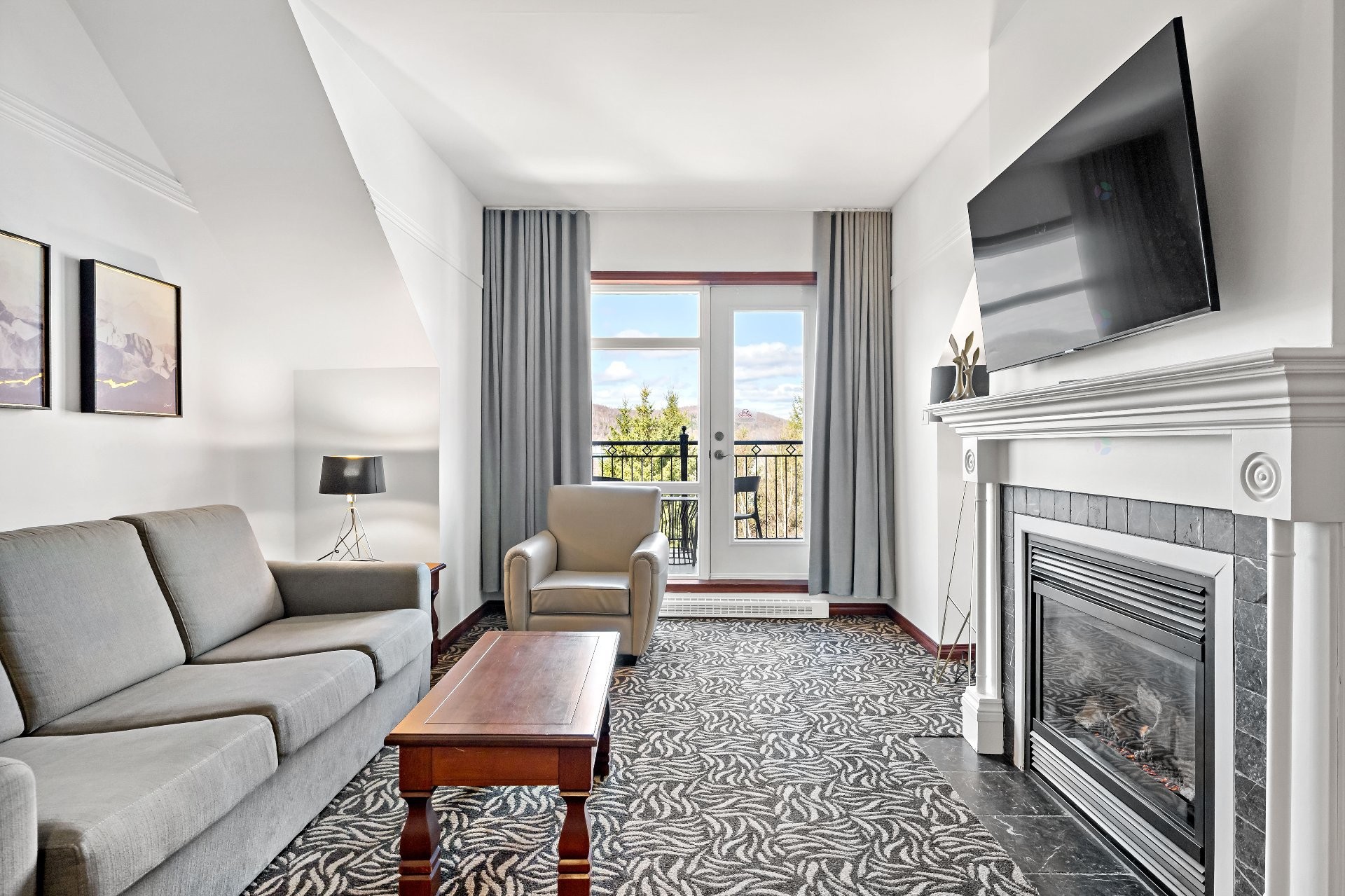 









150


Ch. au Pied-de-la-Montagne

, 314-D,
Mont-Tremblant,




QC
J8E3M2

