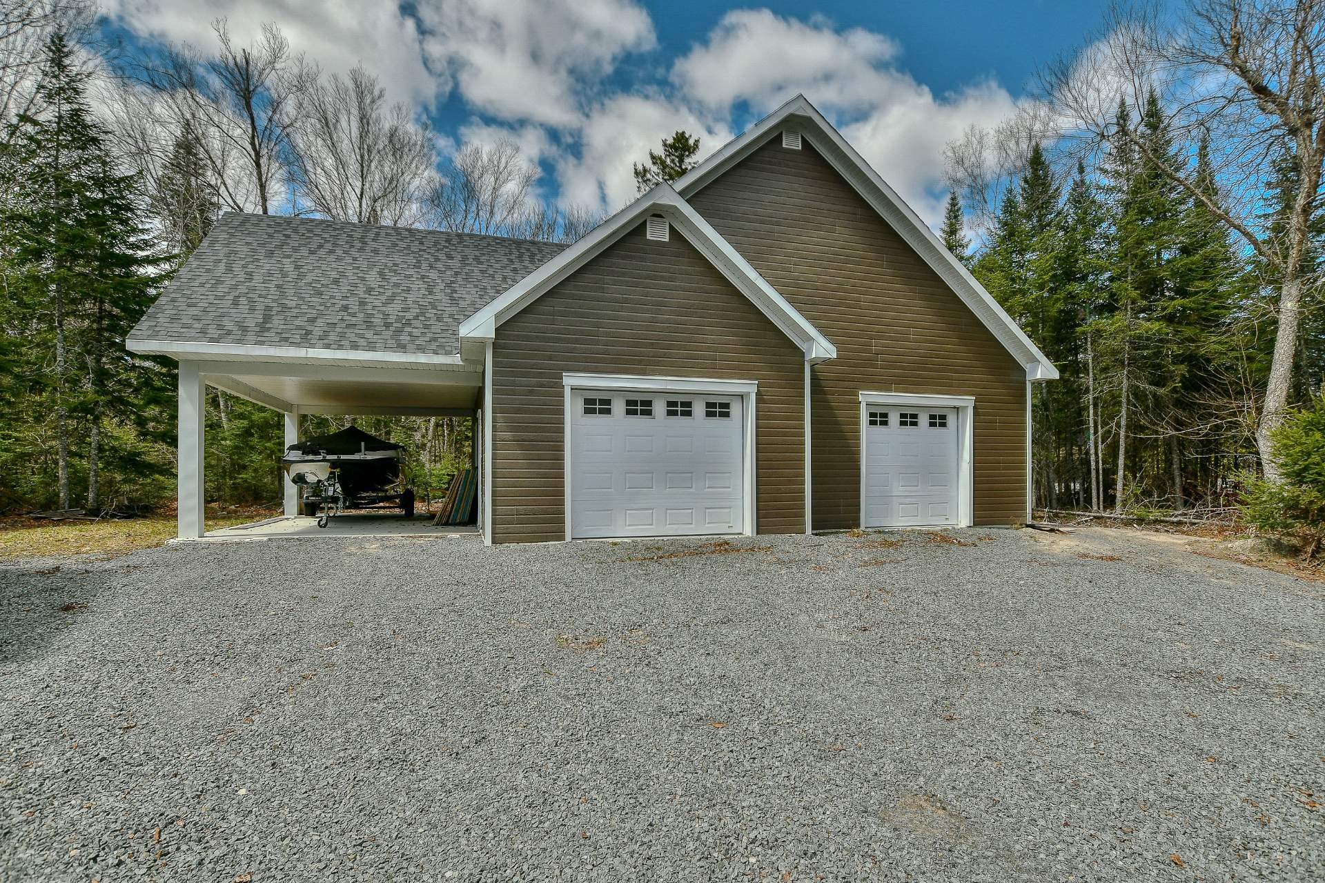 









589


Ch. du Lac-Sylvère

,
Saint-Donat,




QC
J0T2C0


