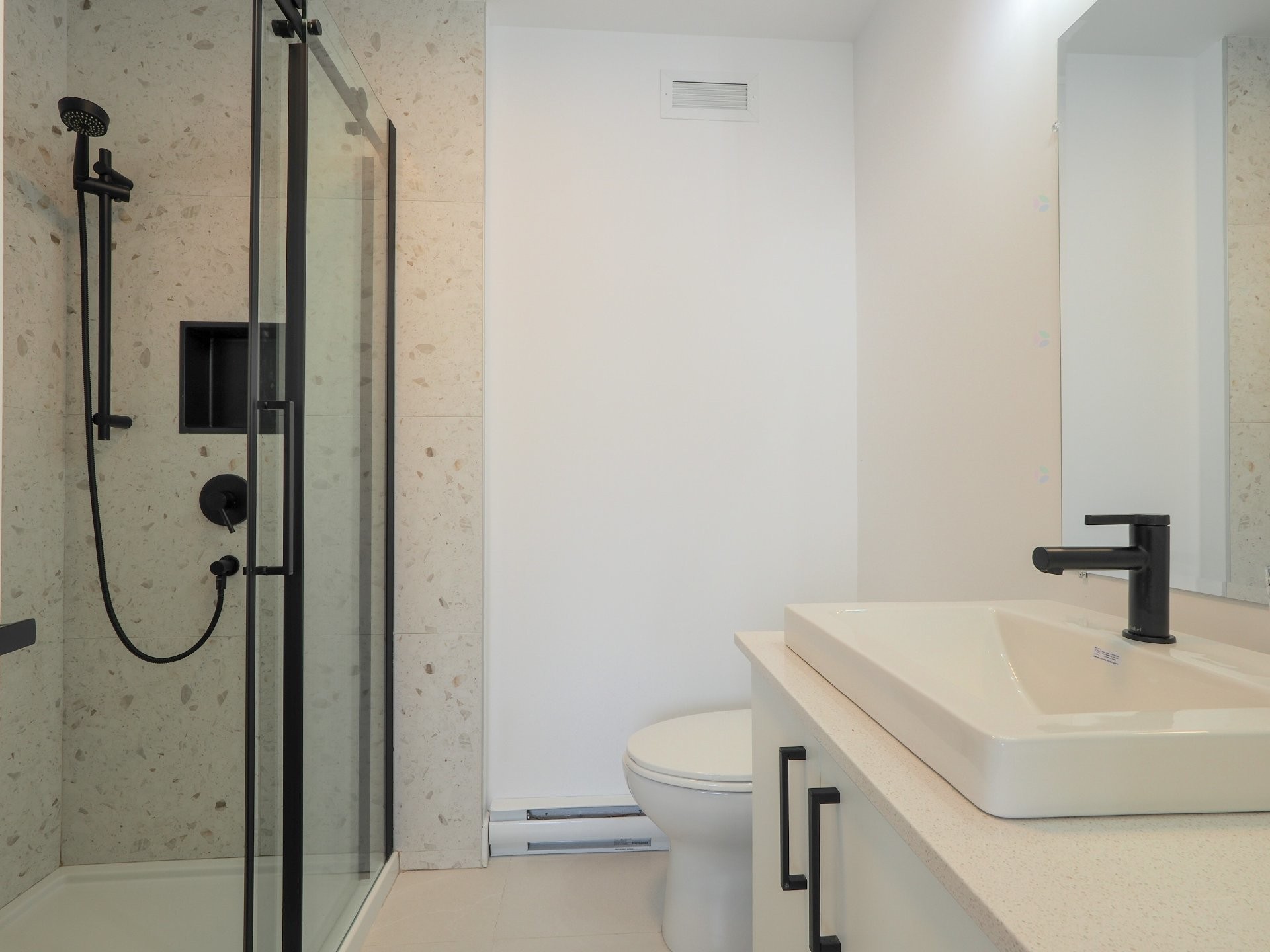









819


Rue de la Création

,
Trois-Rivières,




QC
G9B0Z8

