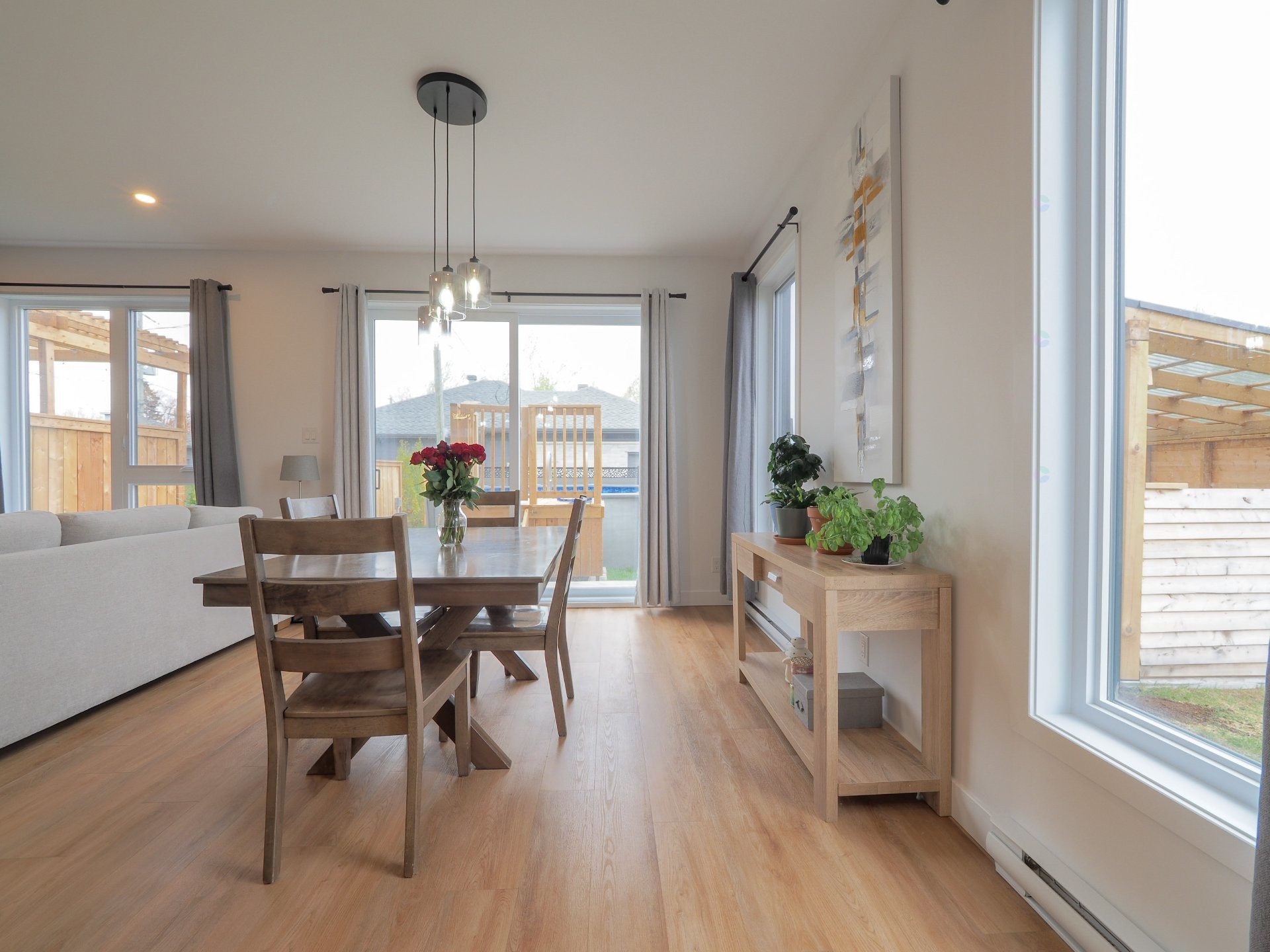 









819


Rue de la Création

,
Trois-Rivières,




QC
G9B0Z8

