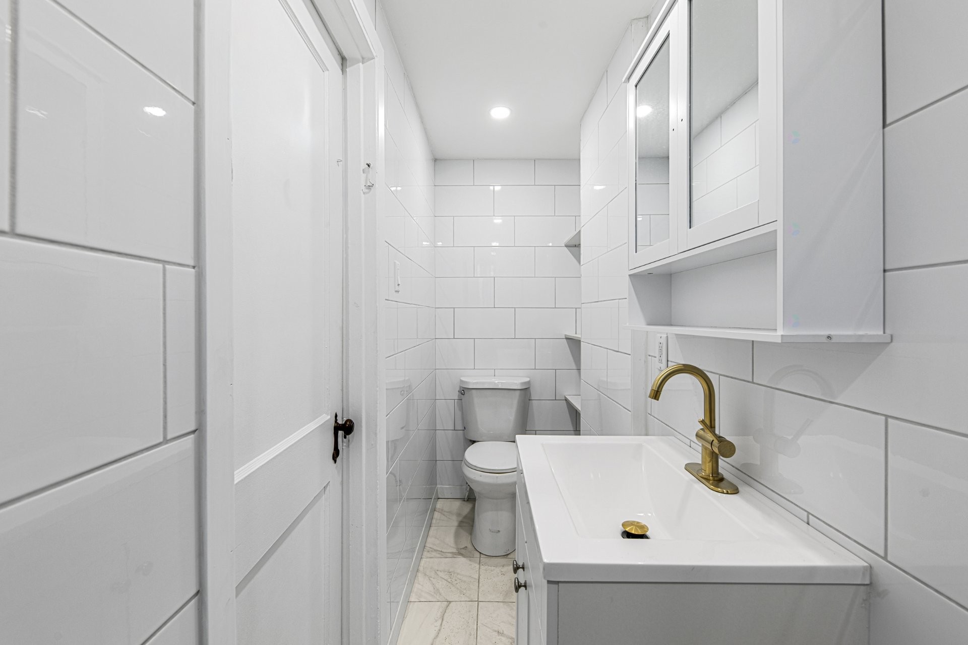 









7496

 - 7502


Av. Christophe-Colomb

,
Montréal (Villeray/Saint-Michel/Parc-Extension),




QC
H2R2S7

