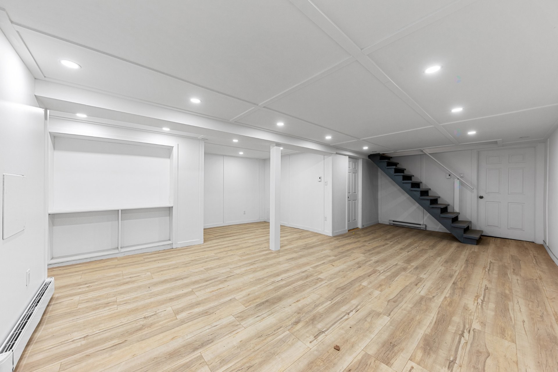 









7496

 - 7502


Av. Christophe-Colomb

,
Montréal (Villeray/Saint-Michel/Parc-Extension),




QC
H2R2S7

