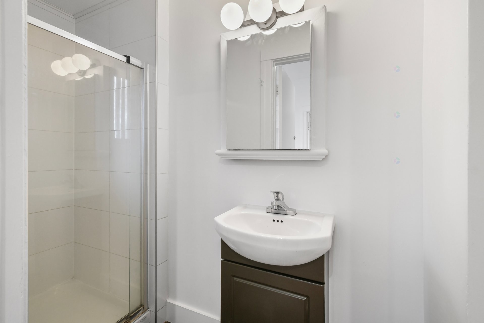 









7496

 - 7502


Av. Christophe-Colomb

,
Montréal (Villeray/Saint-Michel/Parc-Extension),




QC
H2R2S7

