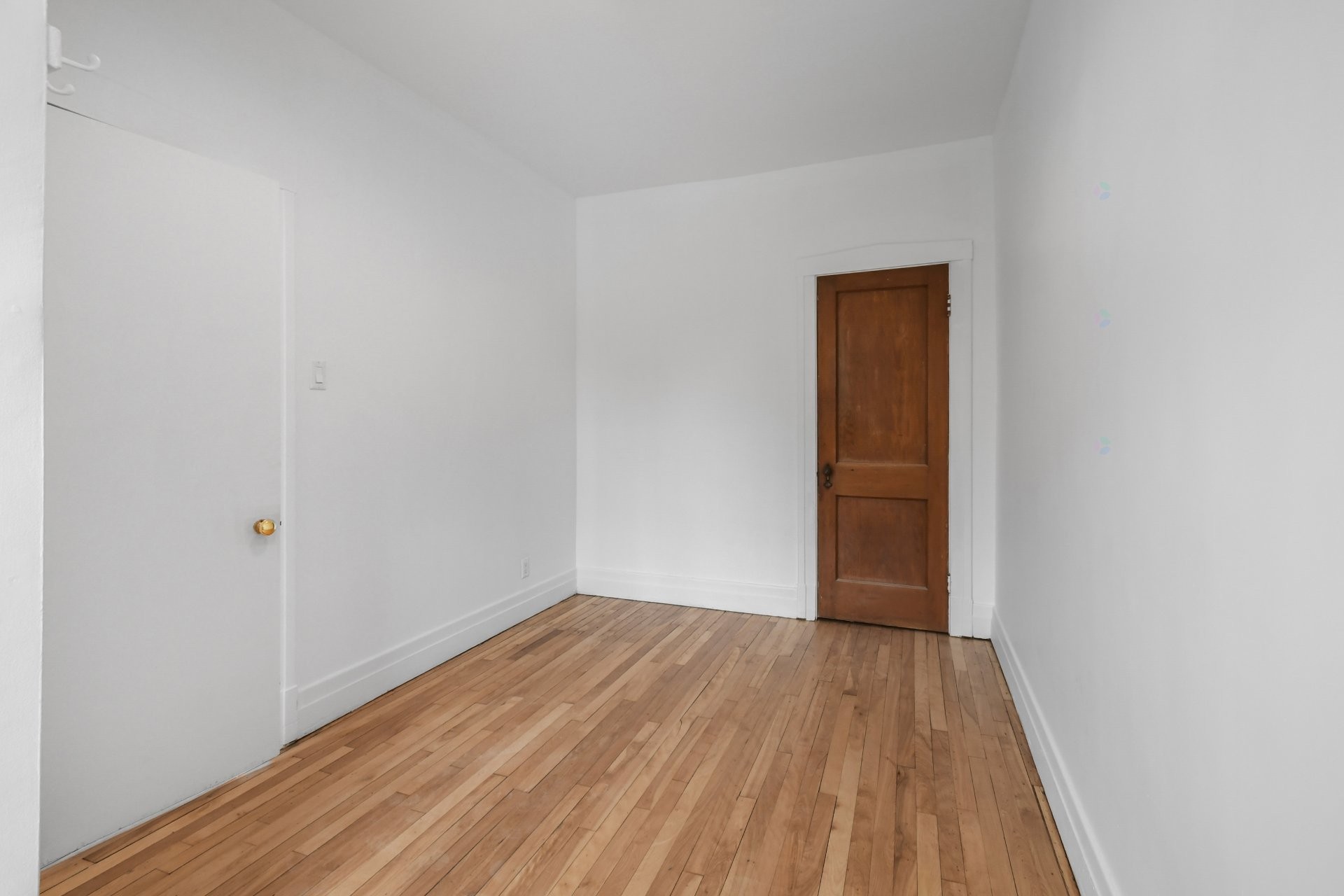 









7496

 - 7502


Av. Christophe-Colomb

,
Montréal (Villeray/Saint-Michel/Parc-Extension),




QC
H2R2S7

