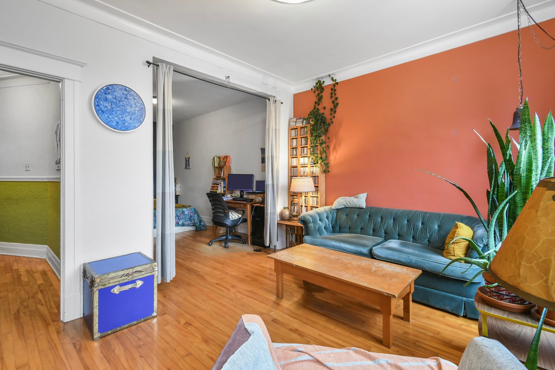 









7496

 - 7502


Av. Christophe-Colomb

,
Montréal (Villeray/Saint-Michel/Parc-Extension),




QC
H2R2S7

