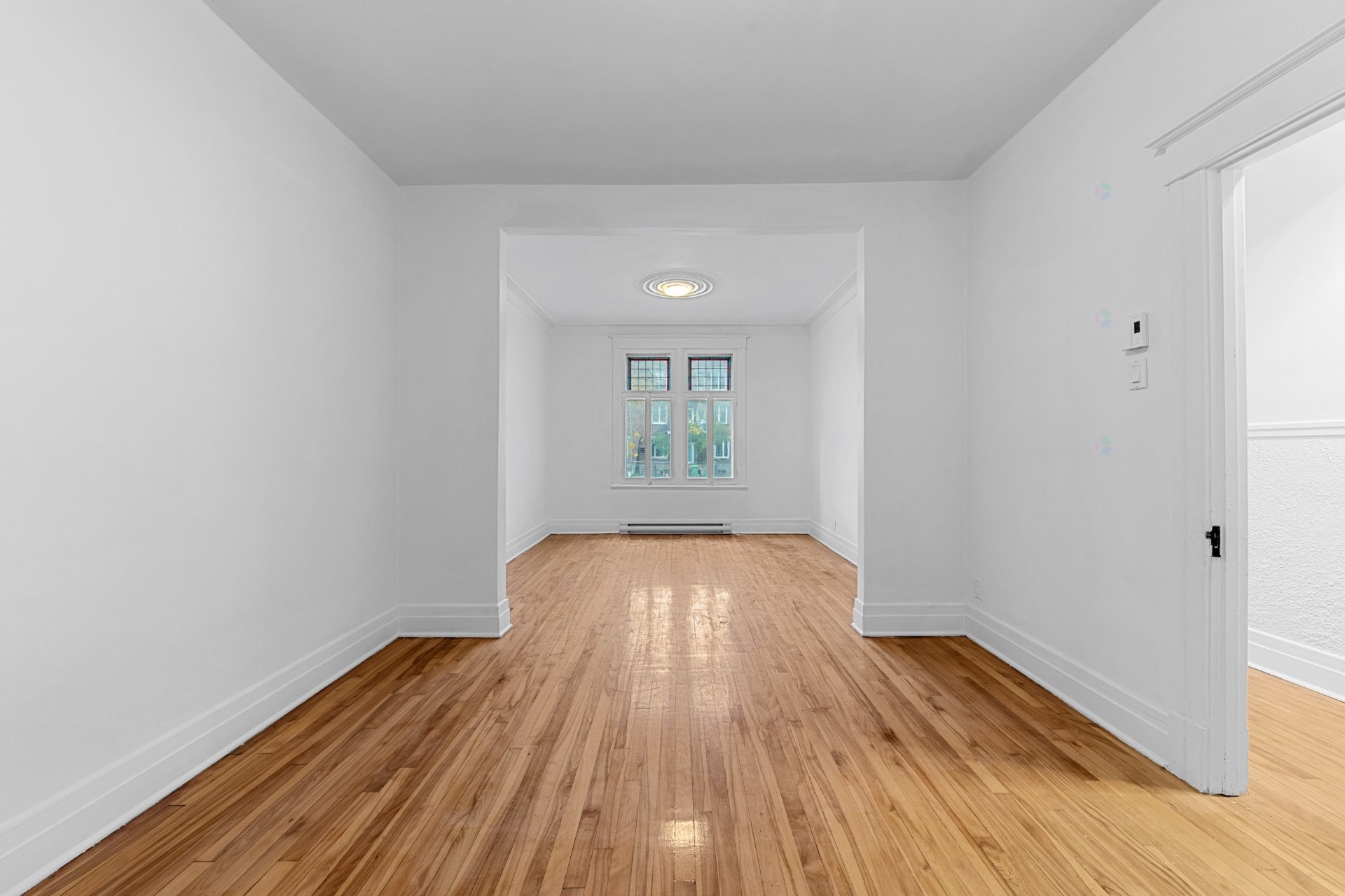 









7496

 - 7502


Av. Christophe-Colomb

,
Montréal (Villeray/Saint-Michel/Parc-Extension),




QC
H2R2S7


