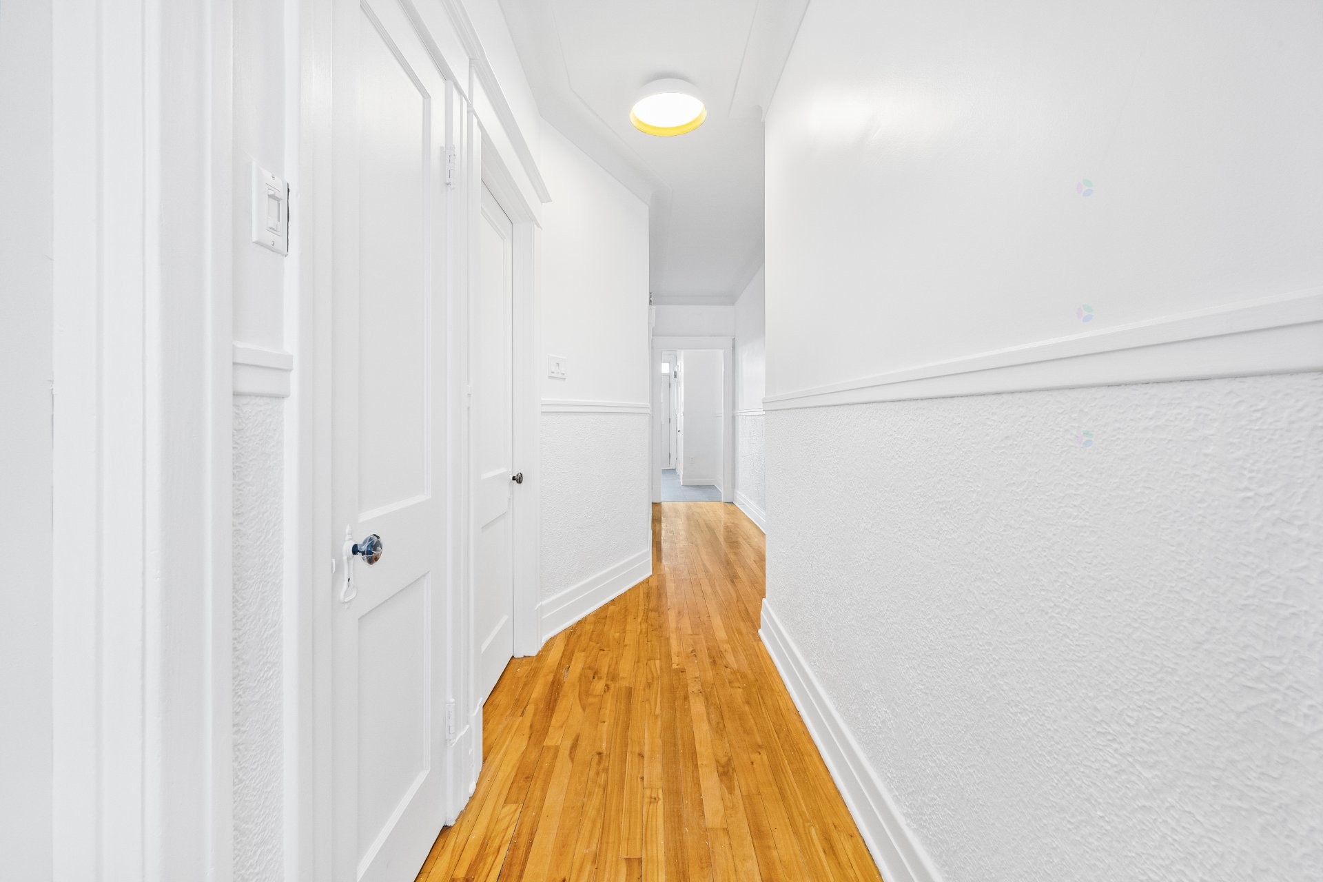









7496

 - 7502


Av. Christophe-Colomb

,
Montréal (Villeray/Saint-Michel/Parc-Extension),




QC
H2R2S7

