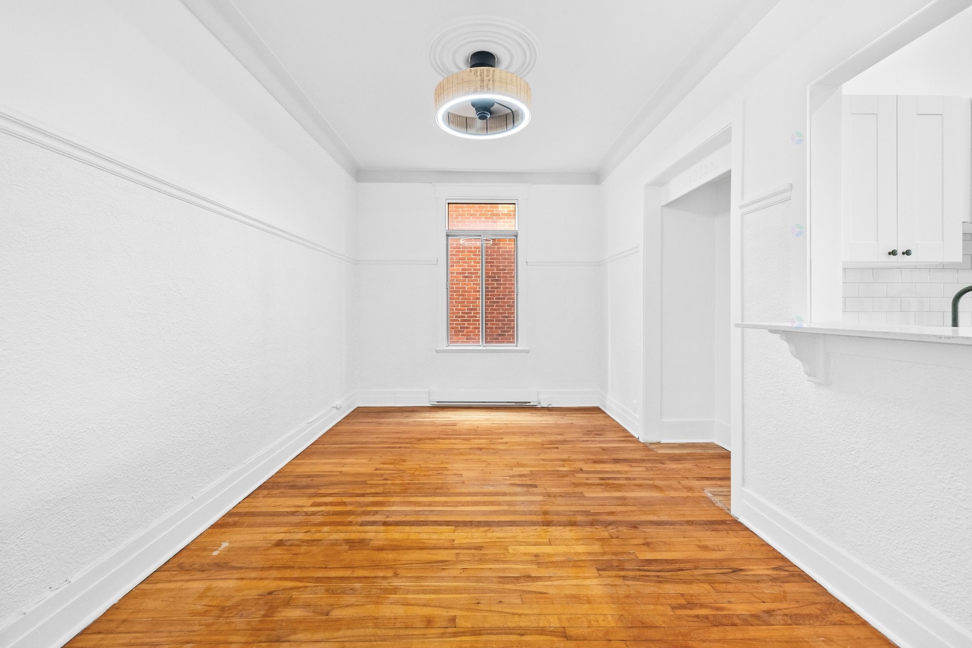 









7496

 - 7502


Av. Christophe-Colomb

,
Montréal (Villeray/Saint-Michel/Parc-Extension),




QC
H2R2S7

