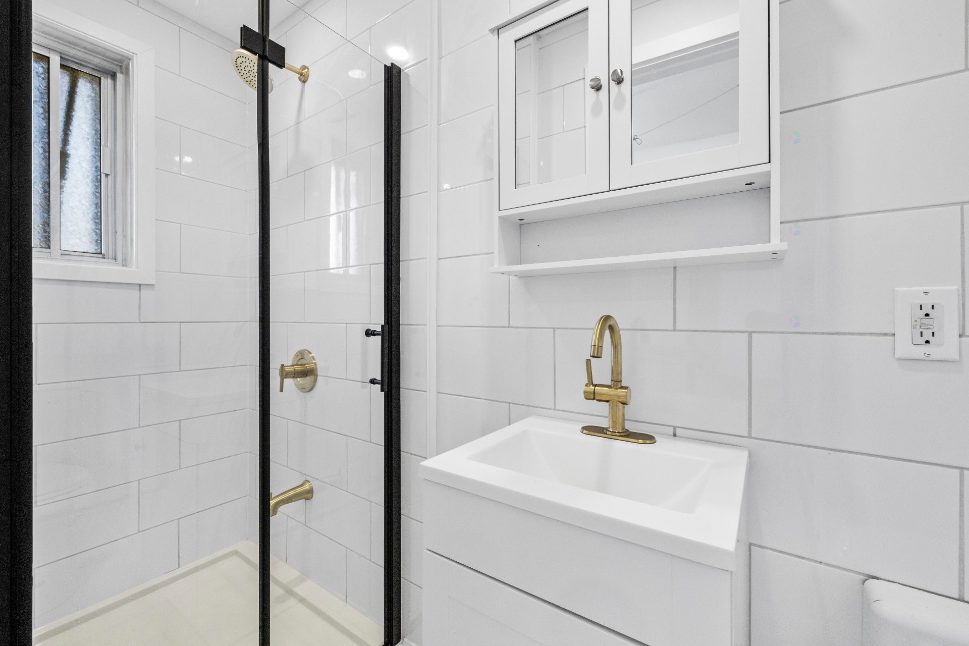 









7496

 - 7502


Av. Christophe-Colomb

,
Montréal (Villeray/Saint-Michel/Parc-Extension),




QC
H2R2S7

