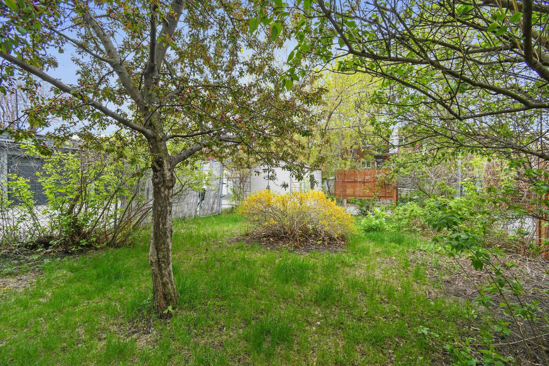 









7496

 - 7502


Av. Christophe-Colomb

,
Montréal (Villeray/Saint-Michel/Parc-Extension),




QC
H2R2S7

