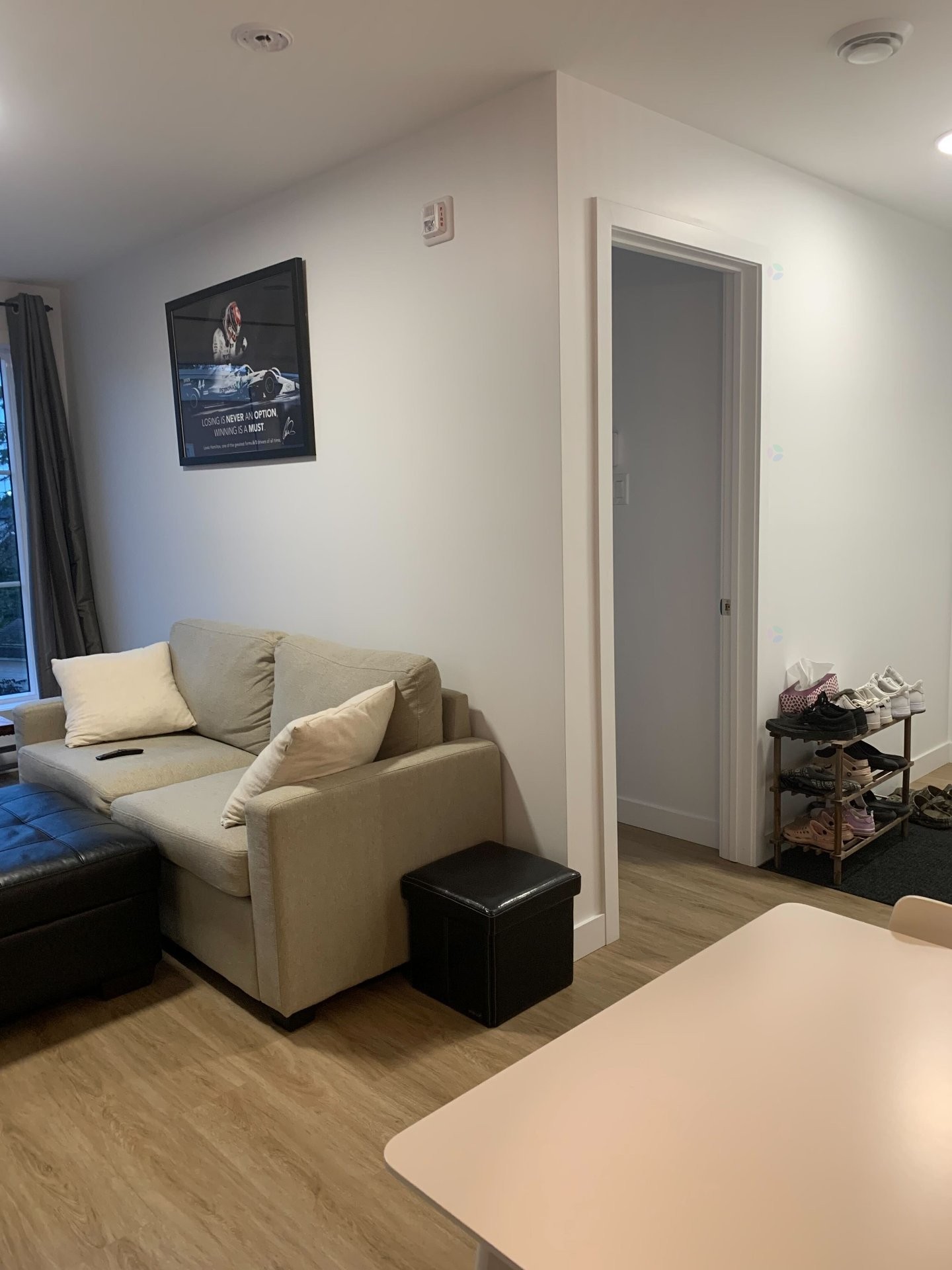 









1360


Rue Principale

, 301,
Saint-Roch-de-l'Achigan,




QC
J0K3H0

