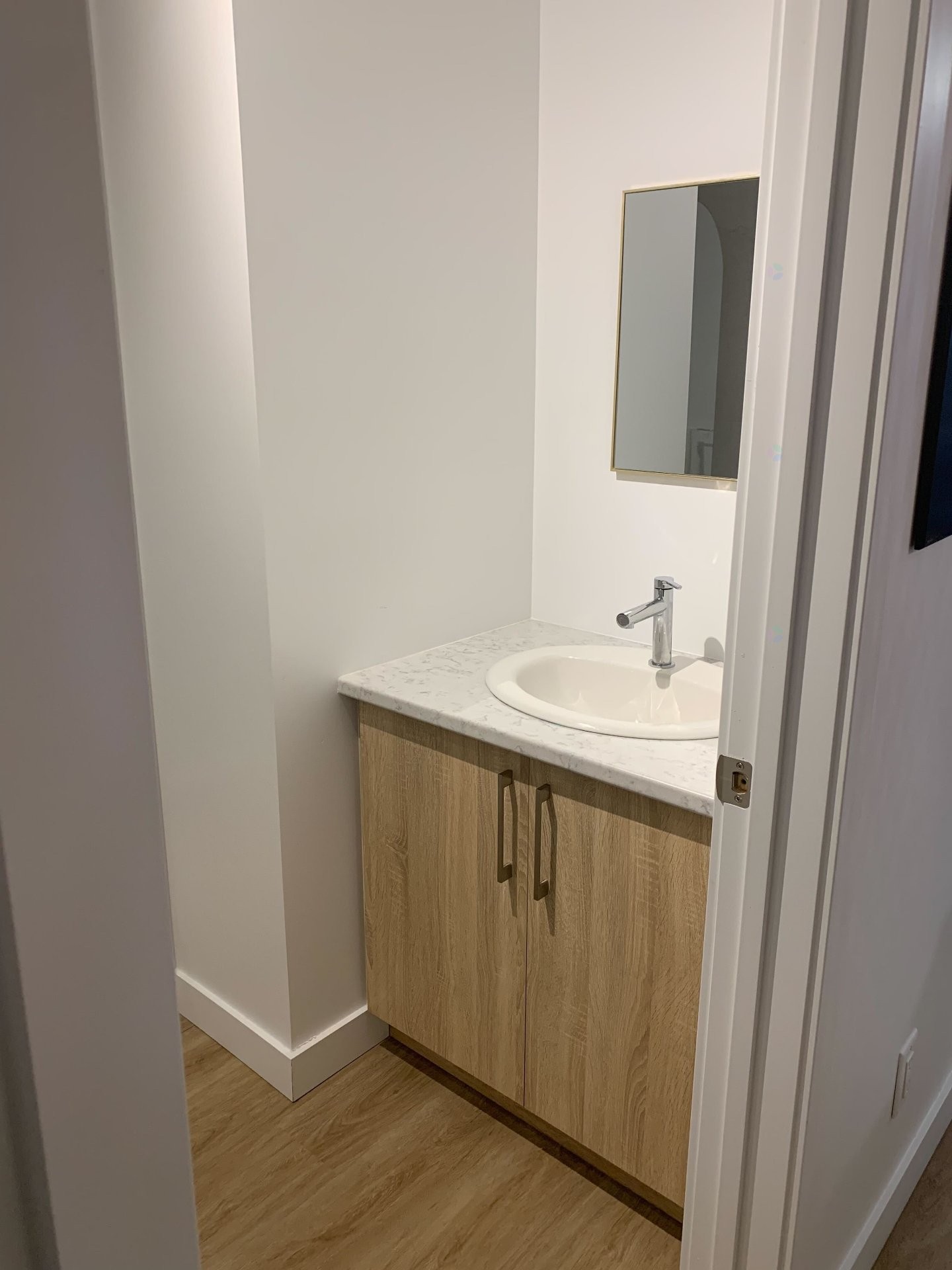 









1360


Rue Principale

, 301,
Saint-Roch-de-l'Achigan,




QC
J0K3H0

