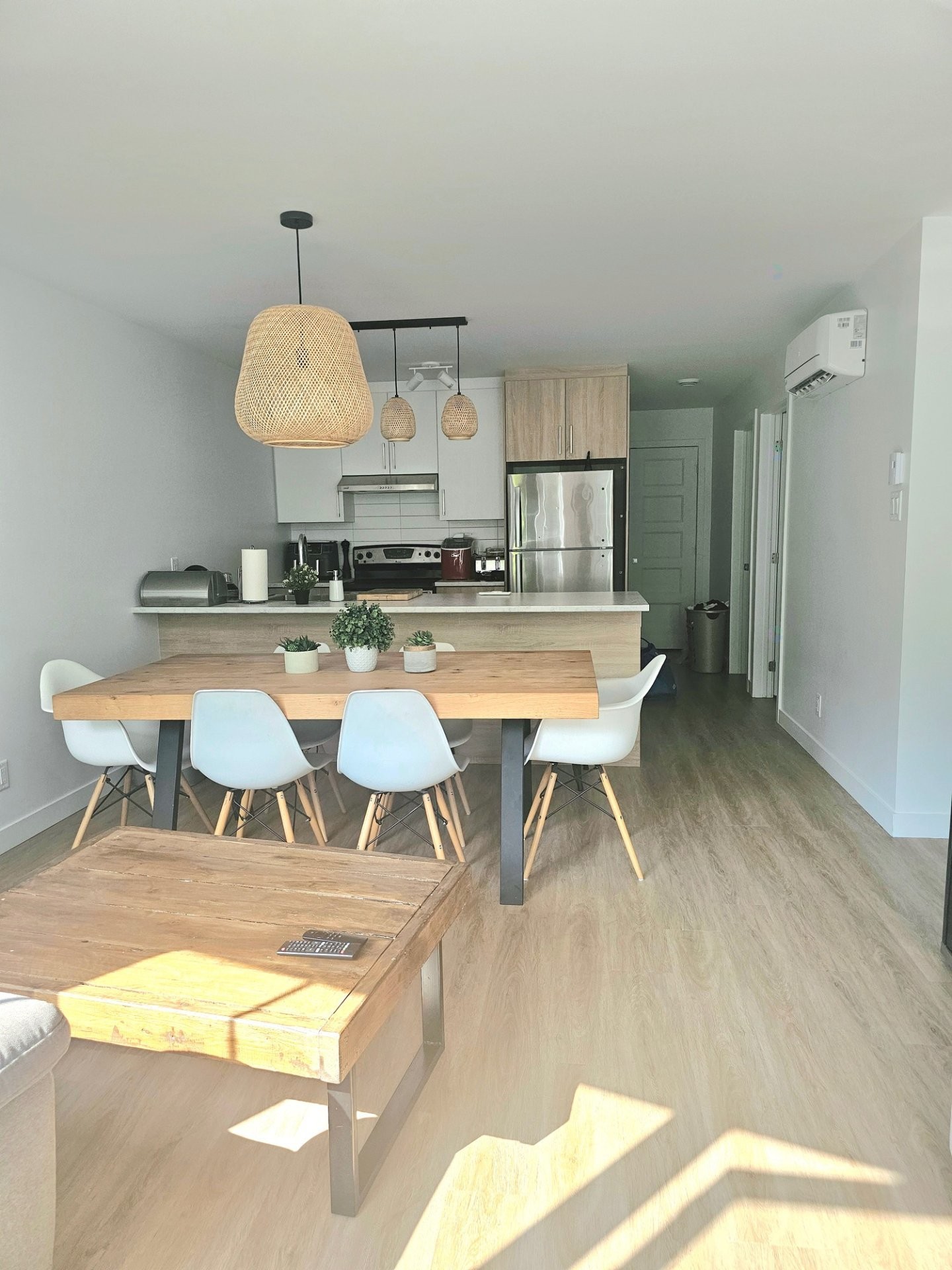 









1360


Rue Principale

, 302,
Saint-Roch-de-l'Achigan,




QC
J0K3H0

