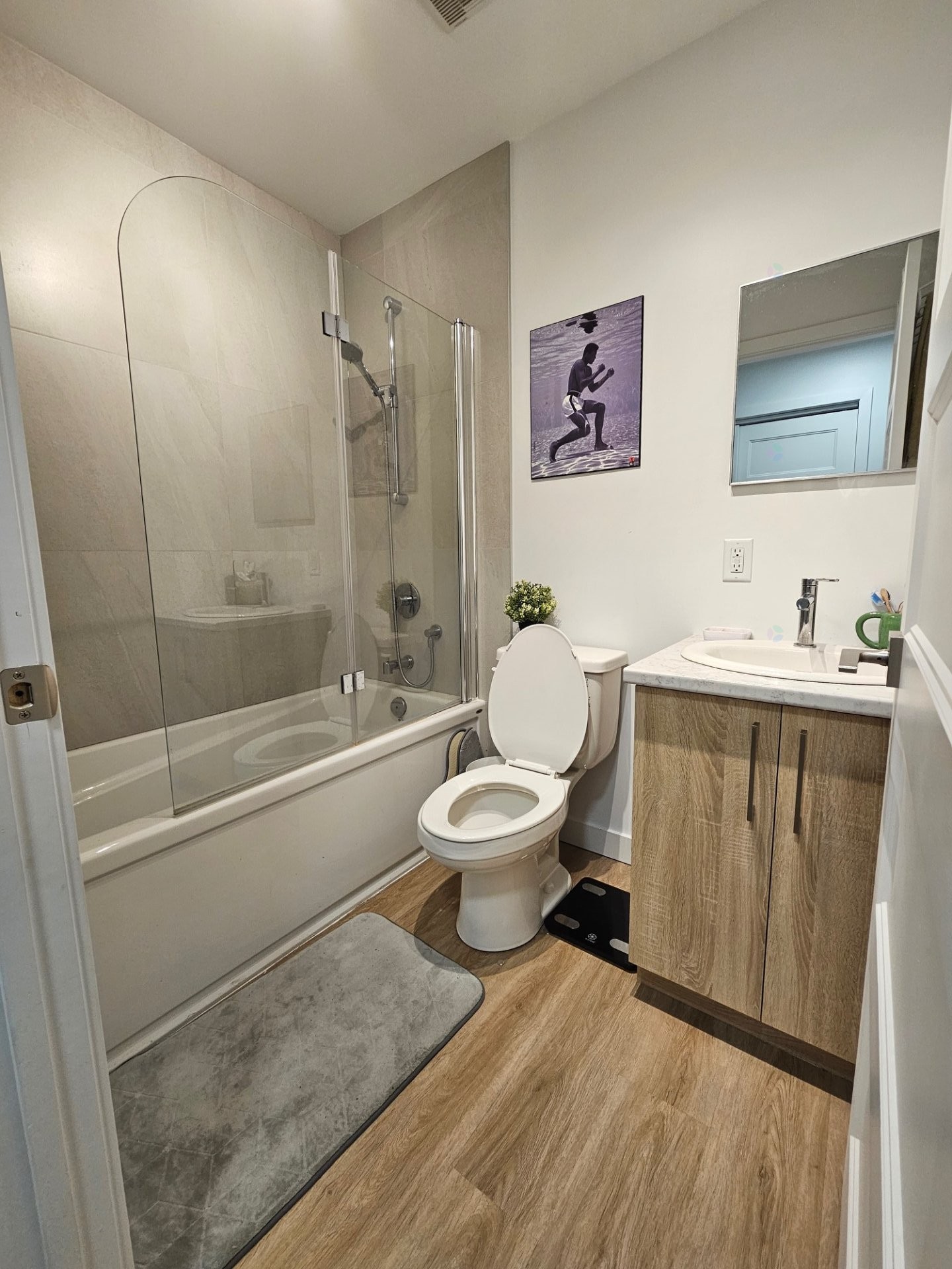









1360


Rue Principale

, 302,
Saint-Roch-de-l'Achigan,




QC
J0K3H0

