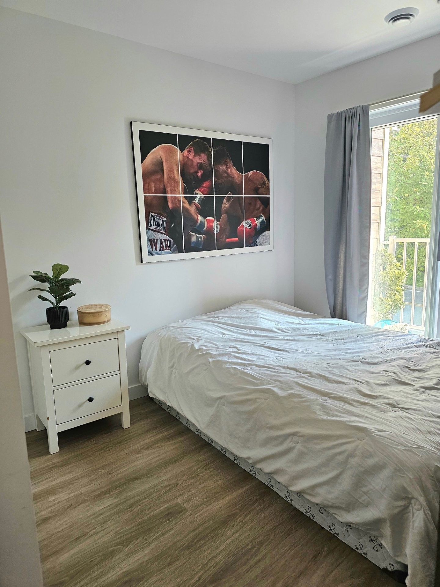 









1360


Rue Principale

, 302,
Saint-Roch-de-l'Achigan,




QC
J0K3H0

