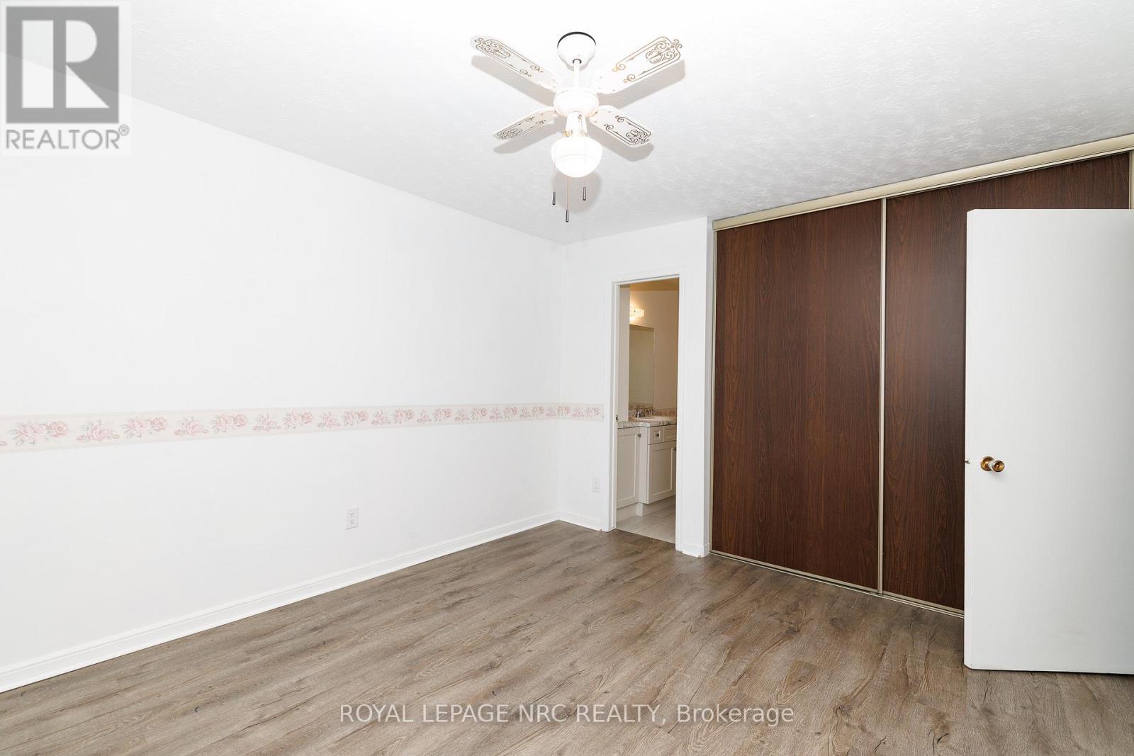 












8 KERWIN GATE

,
St. Catharines (Lakeport),




Ontario
L2N4J8

