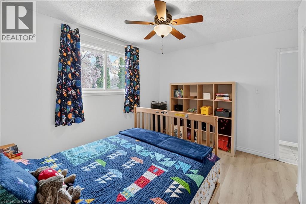 












9 JULIANA Road

,
Grimsby,




Ontario
L3M4J4

