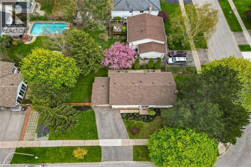 












9 JULIANA Road

,
Grimsby,




Ontario
L3M4J4

