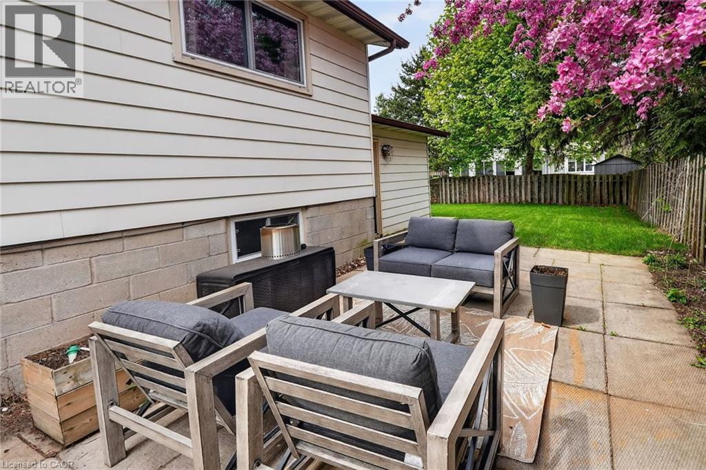 












9 JULIANA Road

,
Grimsby,




Ontario
L3M4J4

