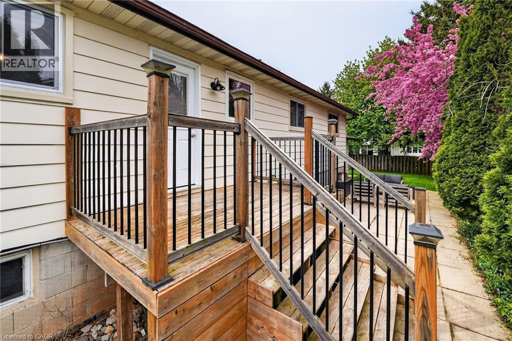 












9 JULIANA Road

,
Grimsby,




Ontario
L3M4J4

