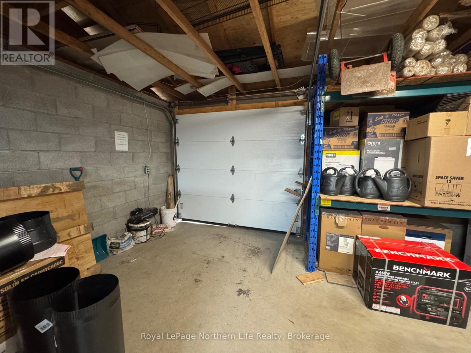 












493 MAIN STREET

,
Powassan,




Ontario
P0H1Z0

