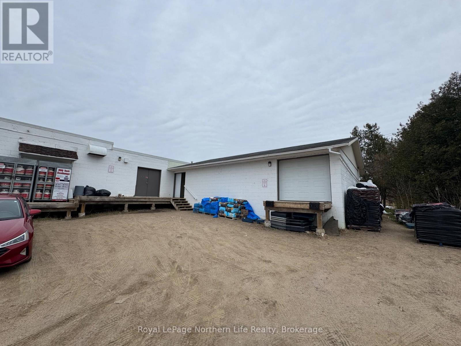 












493 MAIN STREET

,
Powassan,




Ontario
P0H1Z0


