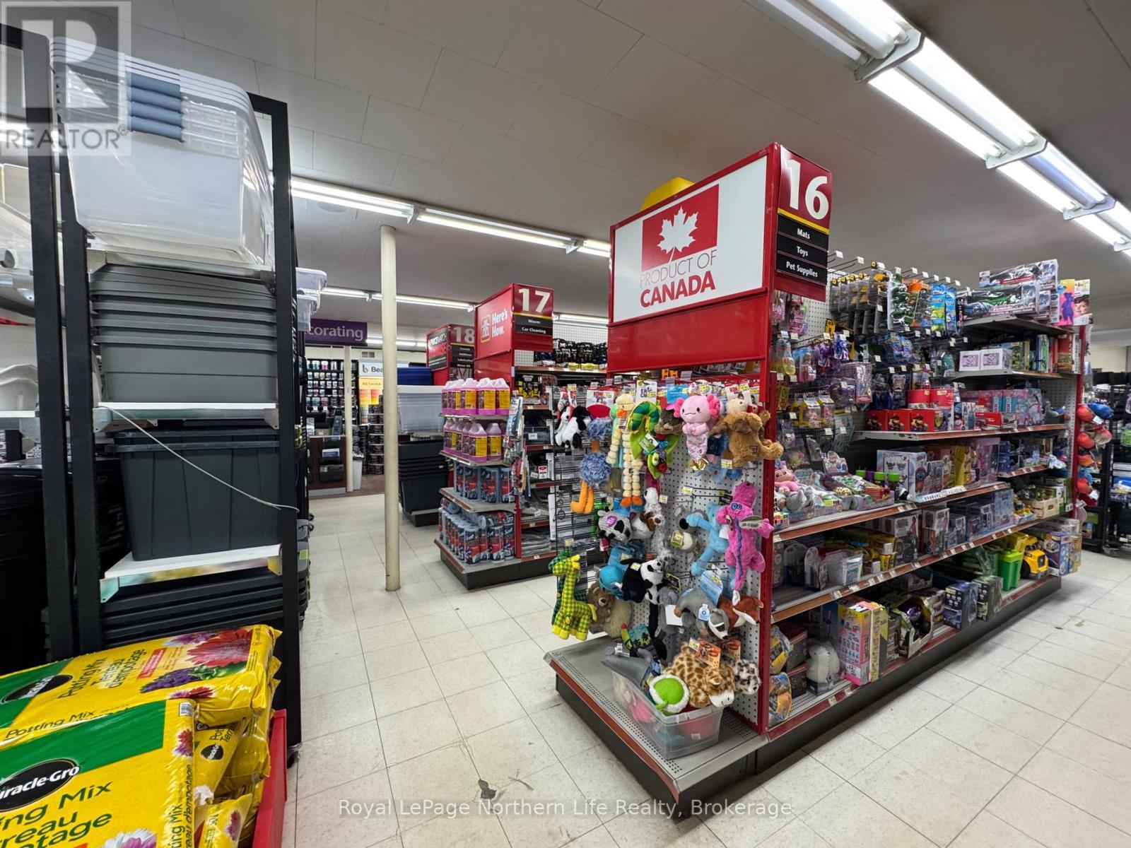 












493 MAIN STREET

,
Powassan,




Ontario
P0H1Z0

