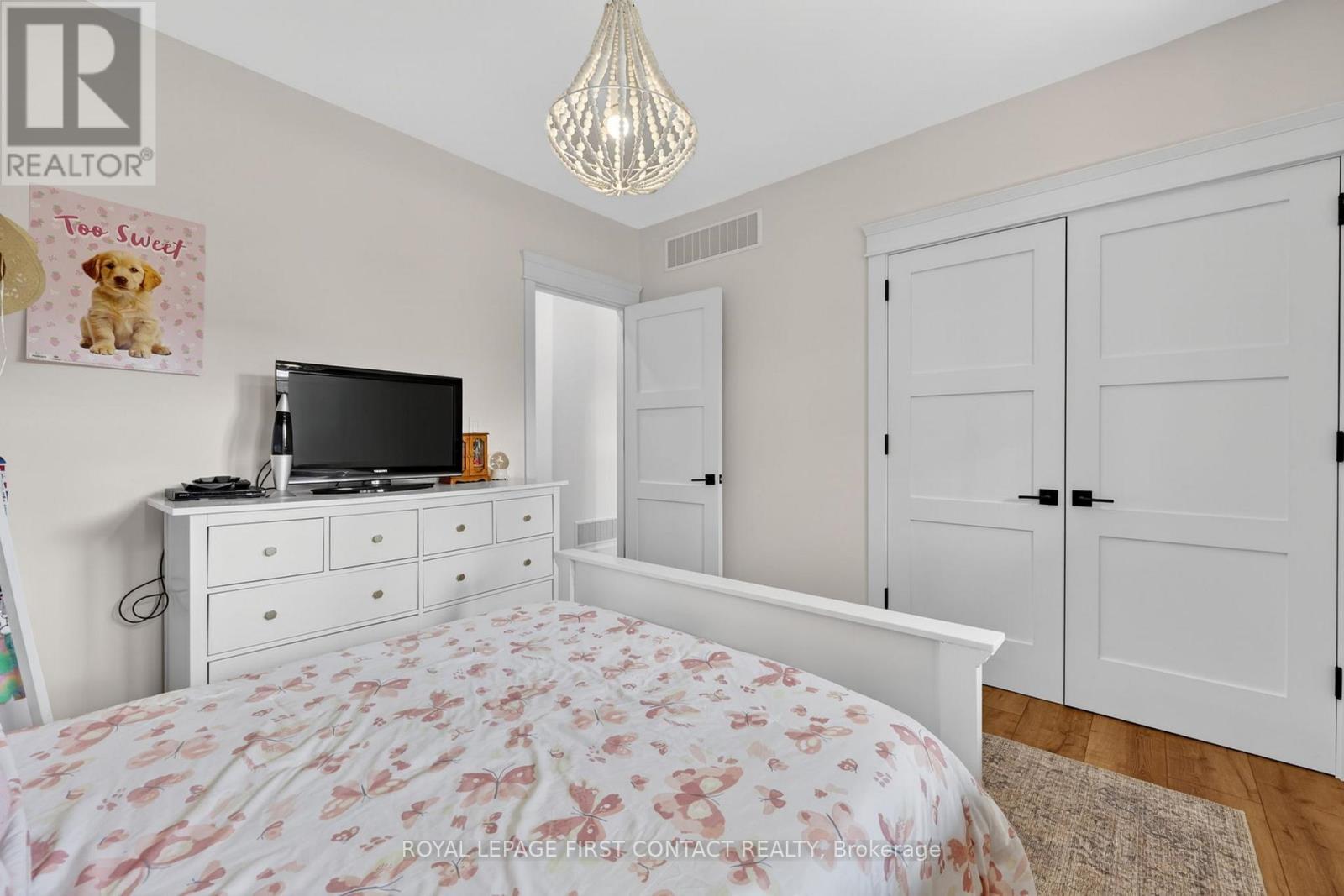 












144 ARLYNN CRESCENT

,
Penetanguishene,




Ontario
L9M2G9

