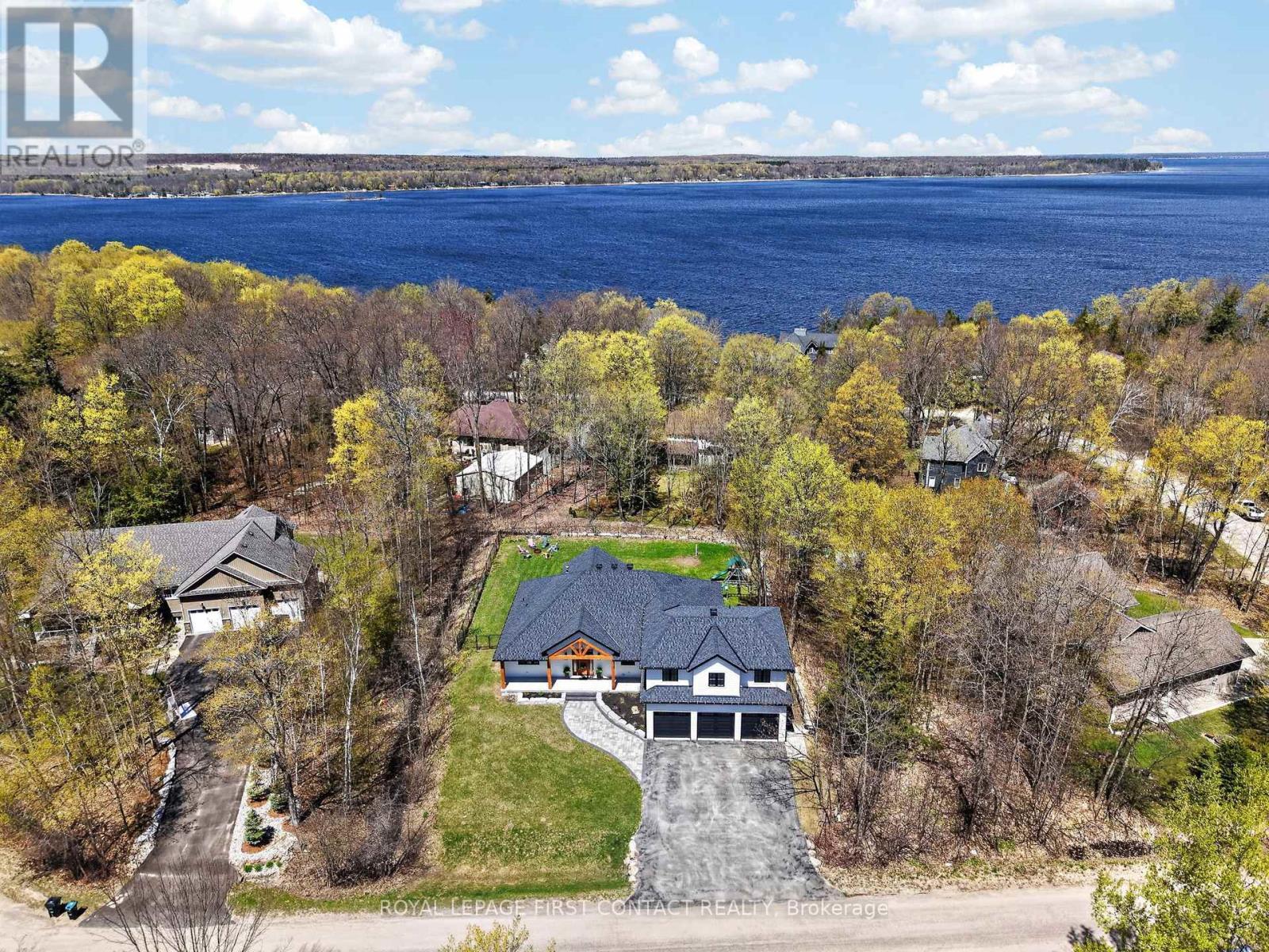 












144 ARLYNN CRESCENT

,
Penetanguishene,




Ontario
L9M2G9

