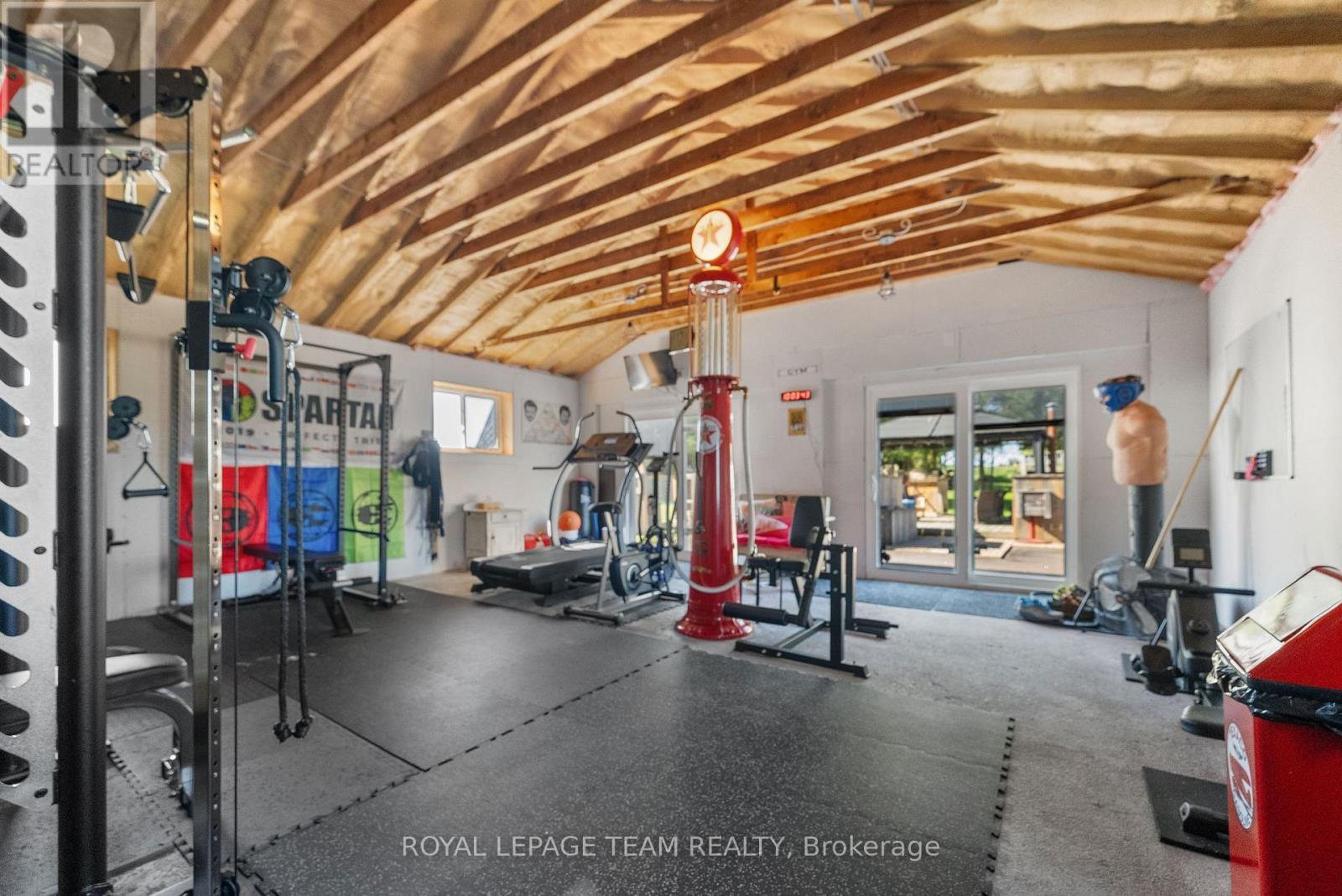












263 GARDEN OF EDEN ROAD

,
Horton,




Ontario
K7V3Z8

