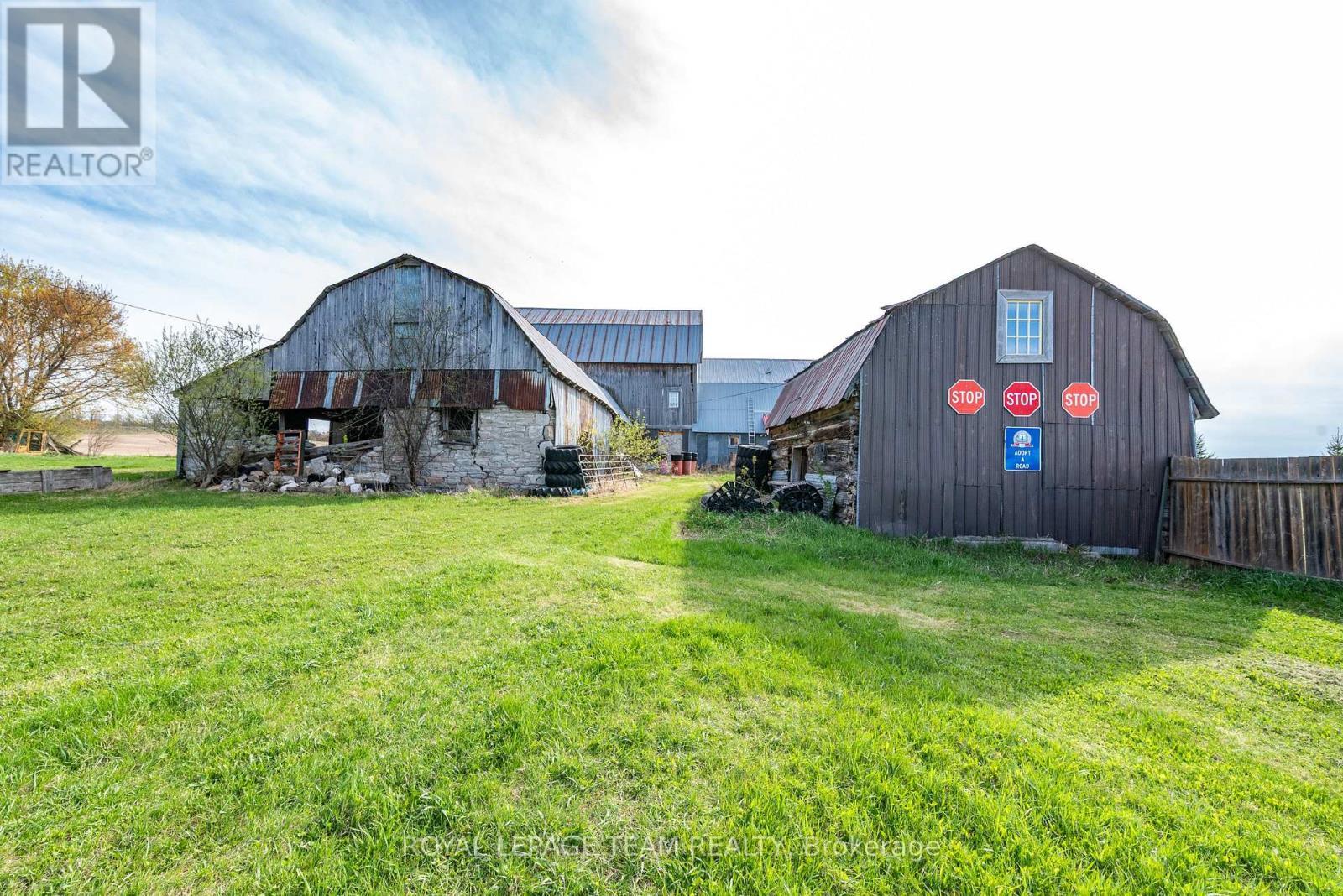 












263 GARDEN OF EDEN ROAD

,
Horton,




Ontario
K7V3Z8


