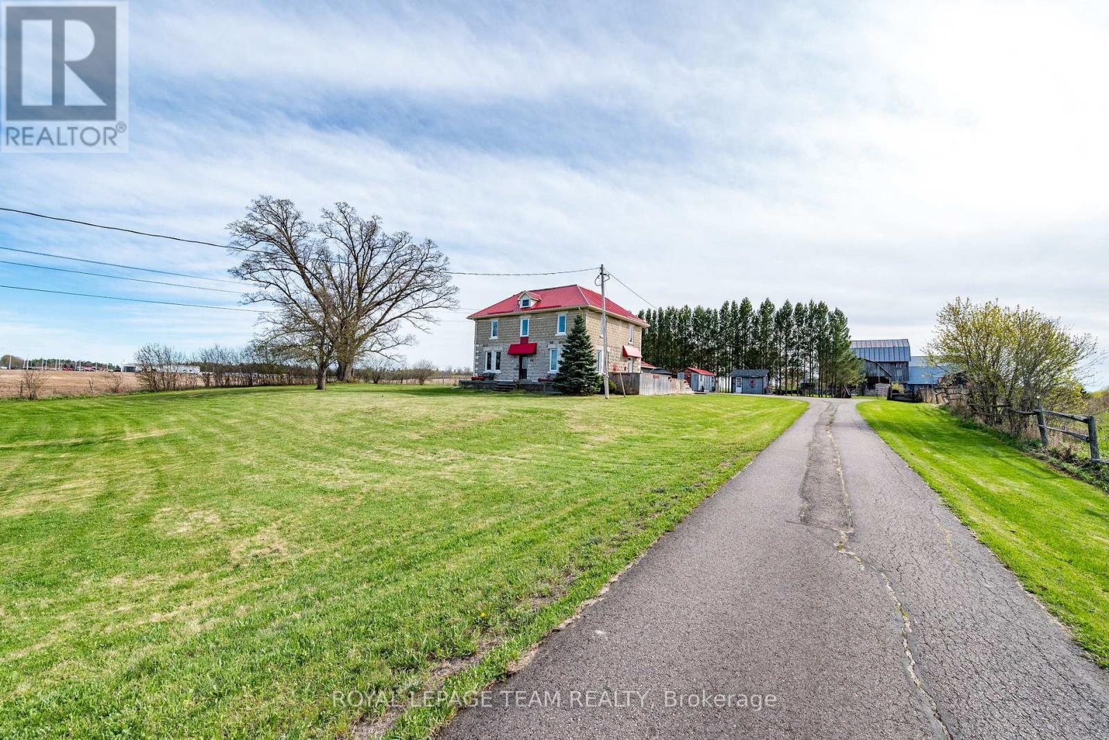 












263 GARDEN OF EDEN ROAD

,
Horton,




Ontario
K7V3Z8

