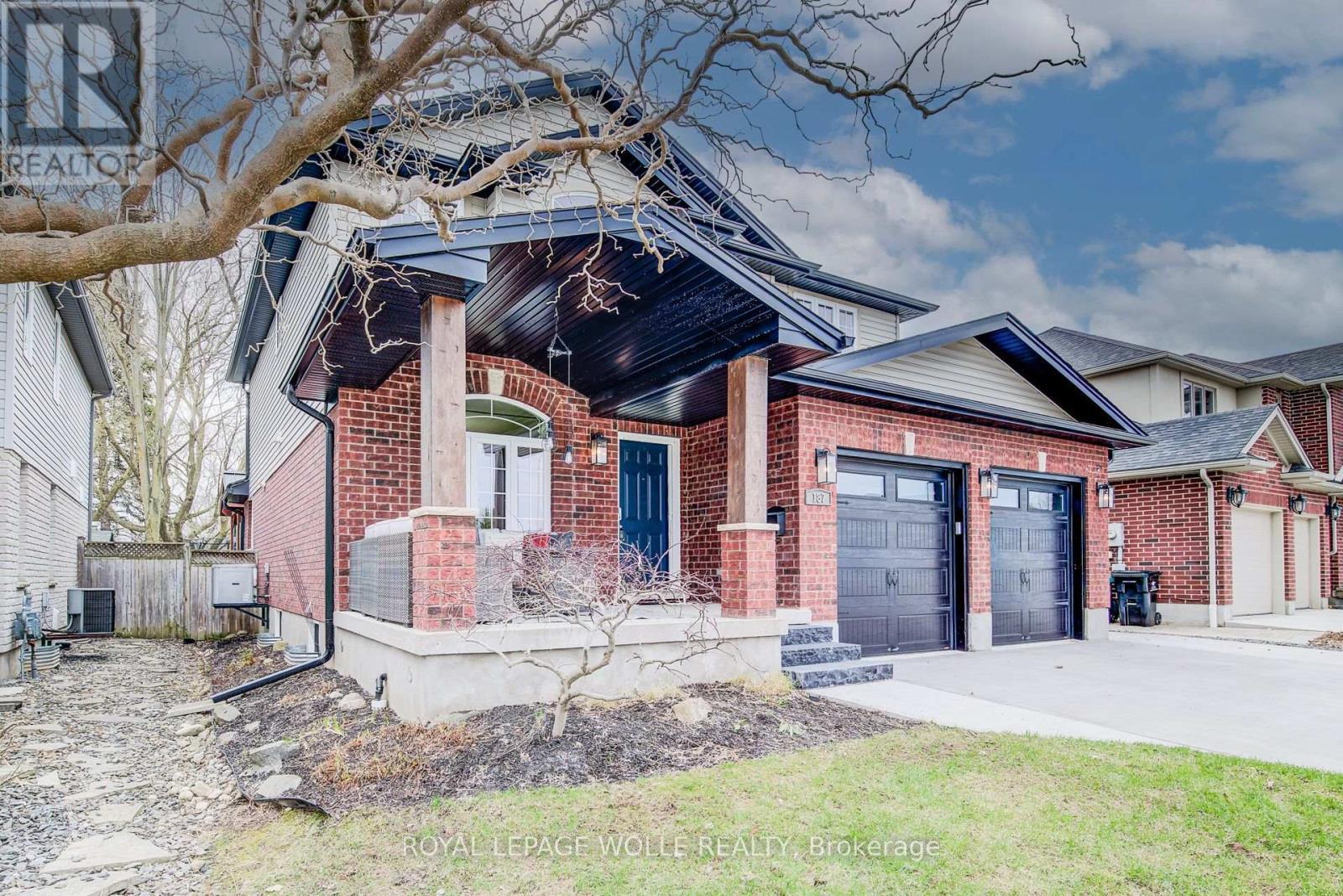 












187 BROOKMEAD STREET

,
Woolwich,




Ontario
N3B0A2

