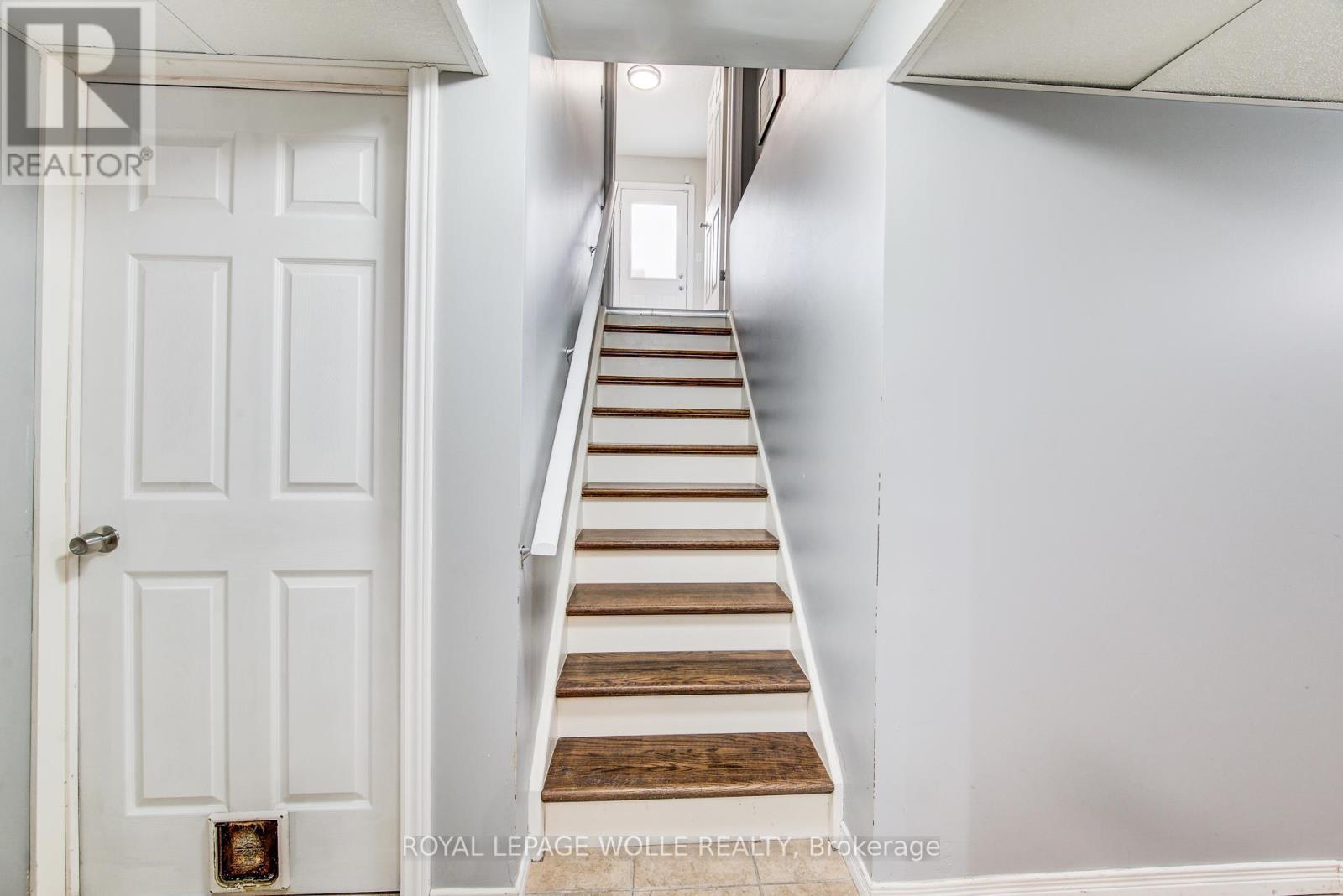 












187 BROOKMEAD STREET

,
Woolwich,




Ontario
N3B0A2

