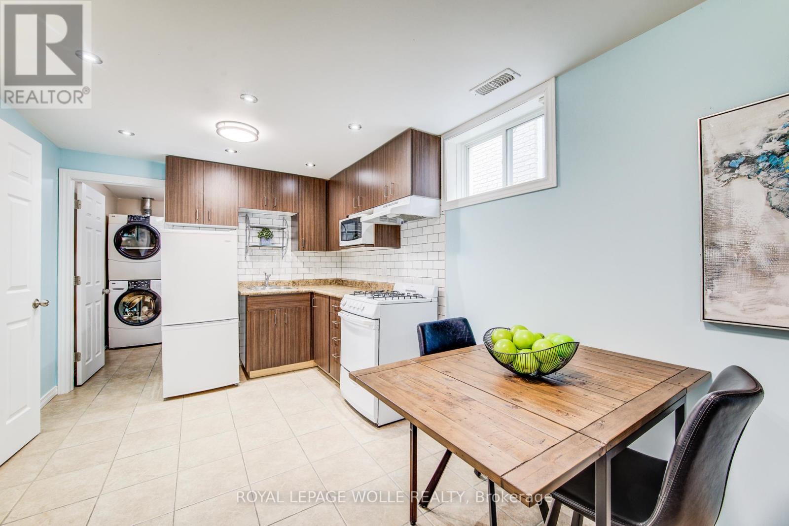 












187 BROOKMEAD STREET

,
Woolwich,




Ontario
N3B0A2


