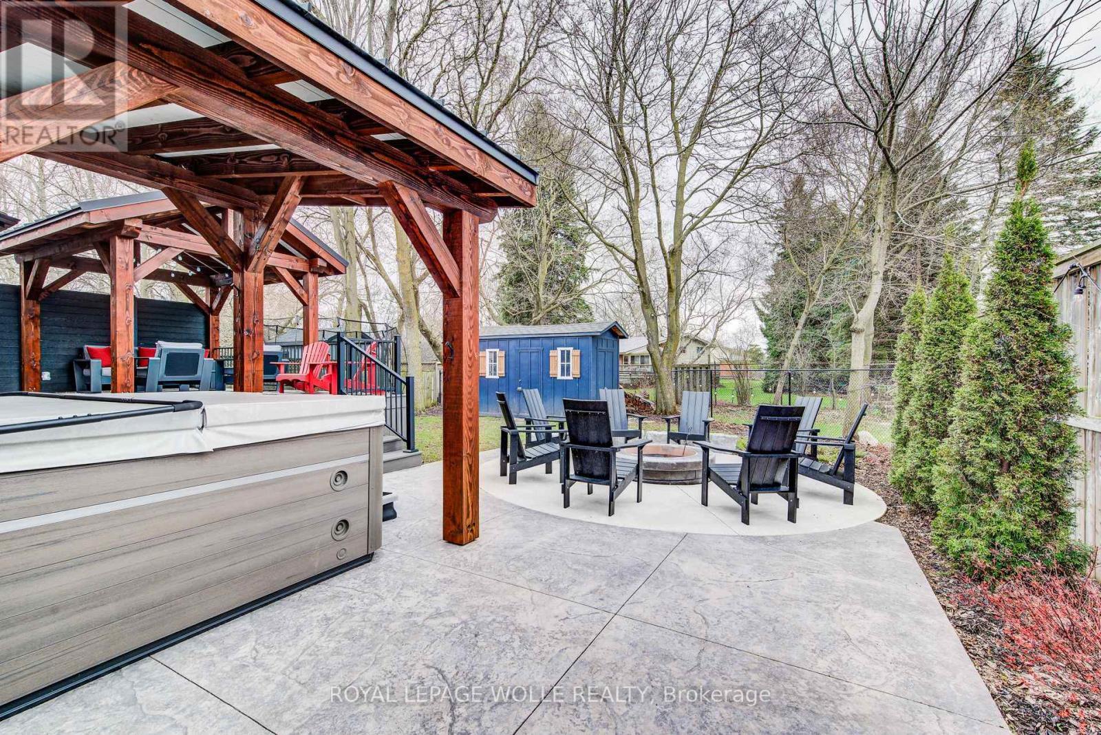 












187 BROOKMEAD STREET

,
Woolwich,




Ontario
N3B0A2


