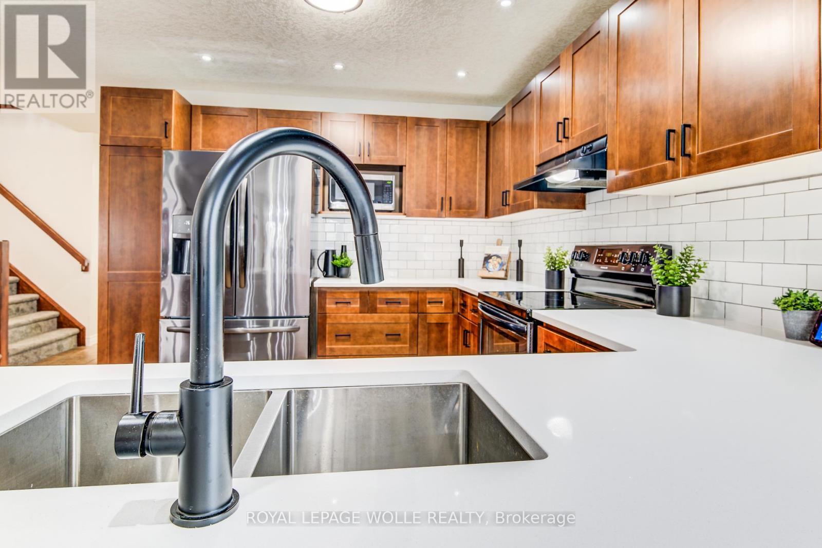 












187 BROOKMEAD STREET

,
Woolwich,




Ontario
N3B0A2

