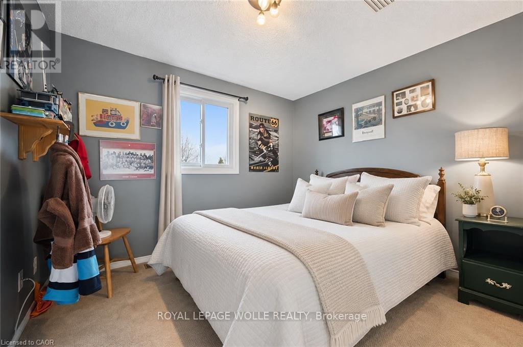 












203 BAKER STREET

,
Waterloo,




Ontario
N2T2L8

