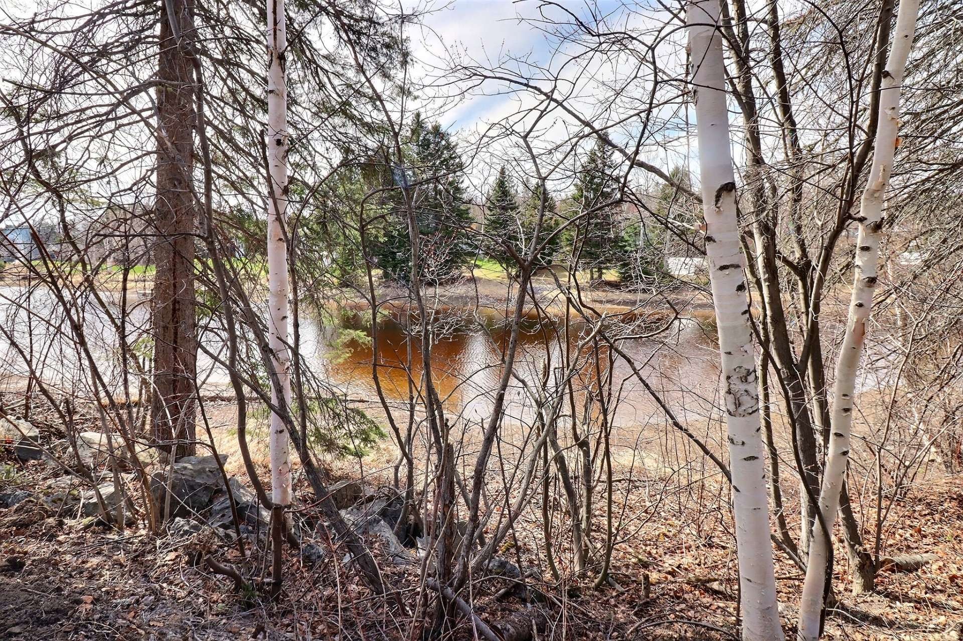 












Ch. des Huards

,
Saguenay (Lac-Kénogami),







QC
G7X7V6

