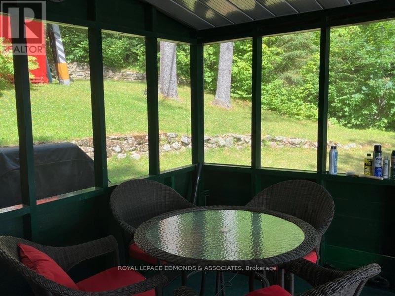 












544 ROCKY POINT LANE

,
Deep River,




Ontario
K0J1P0

