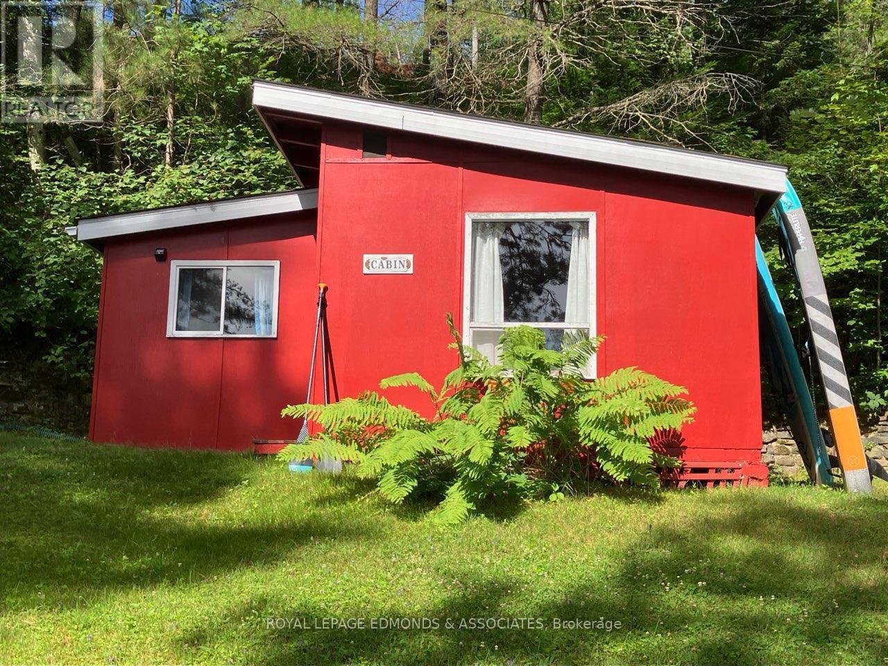












544 ROCKY POINT LANE

,
Deep River,




Ontario
K0J1P0

